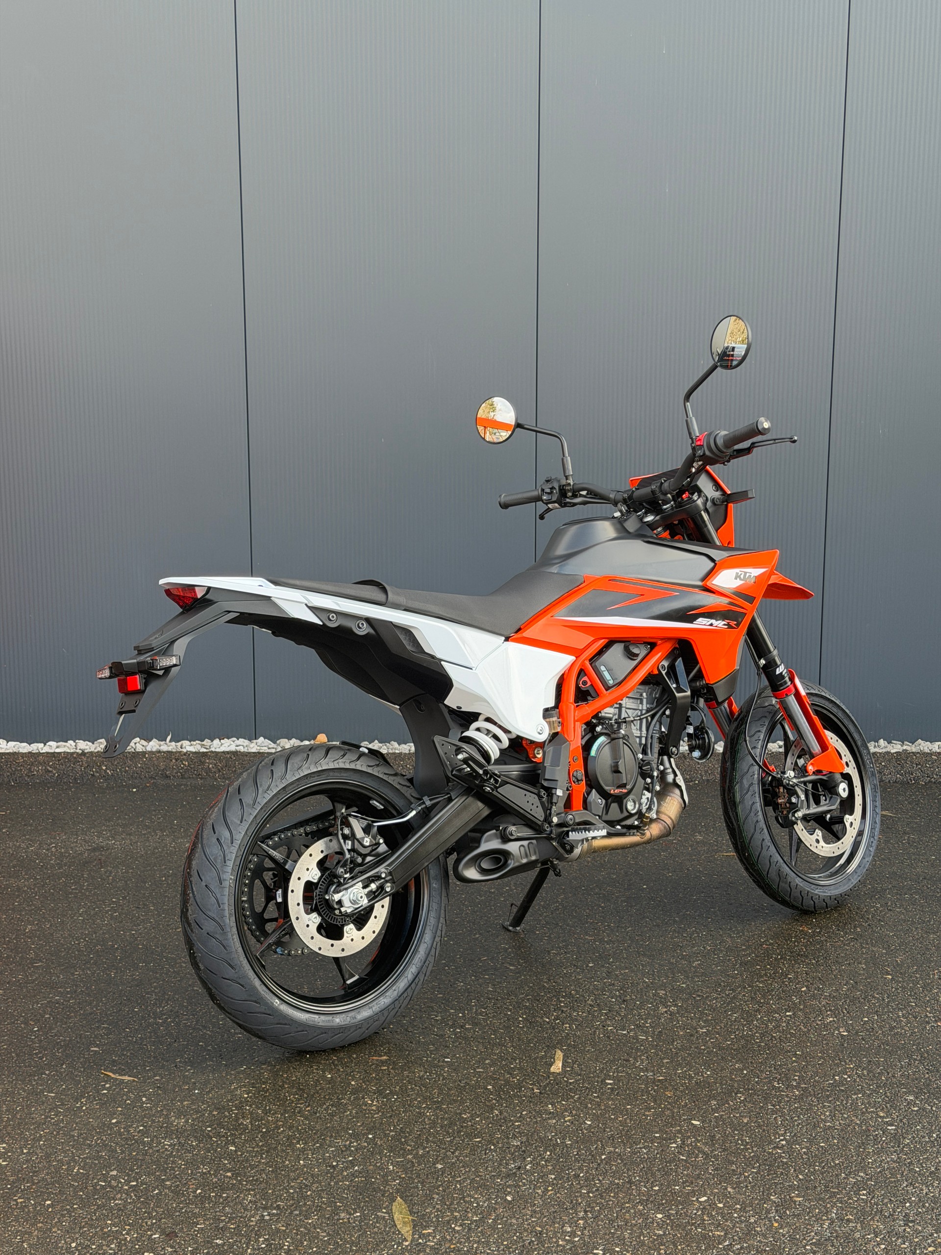 KTM 2025 KTM 125 SMC R-image-1