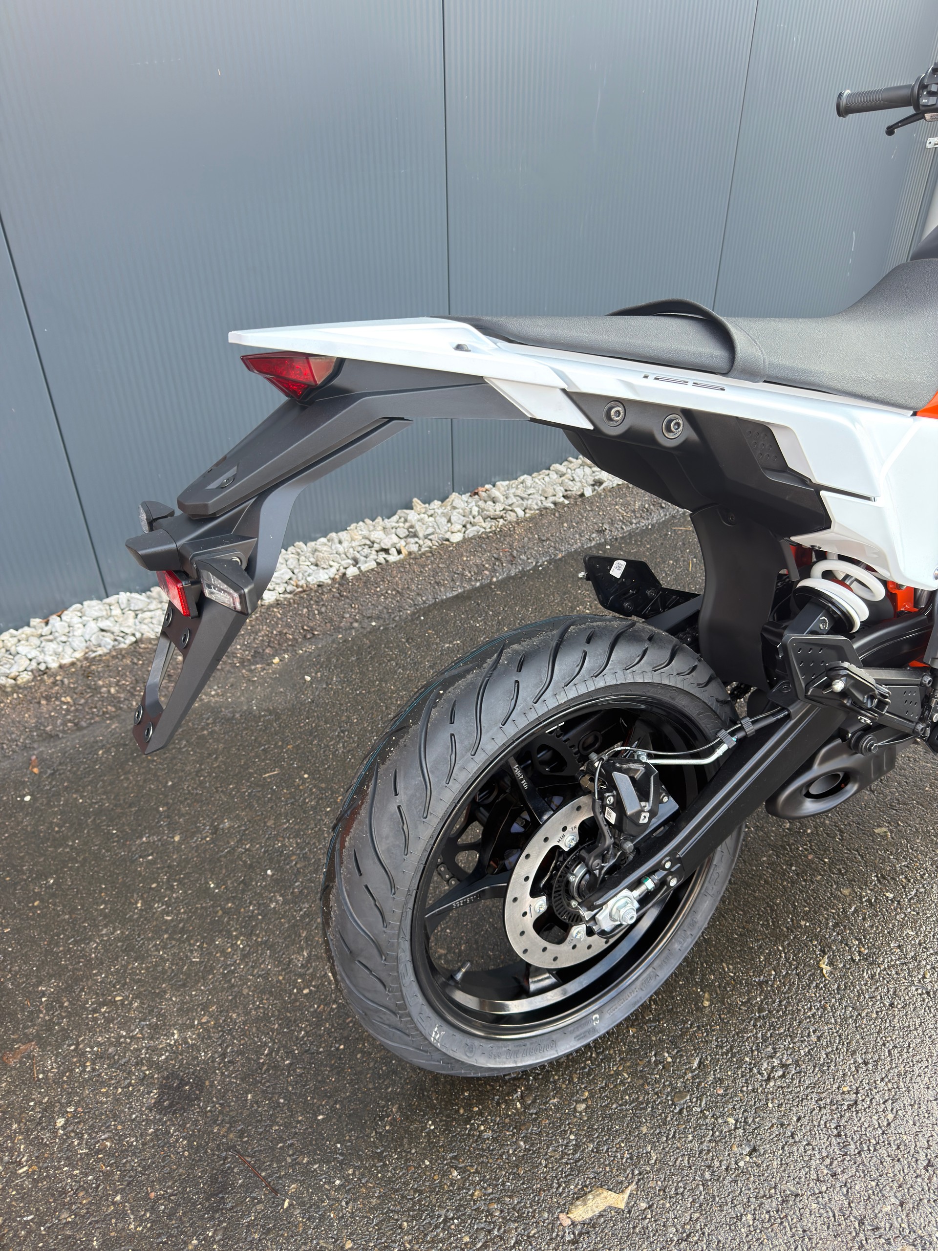 KTM 2025 KTM 125 SMC R-image-7