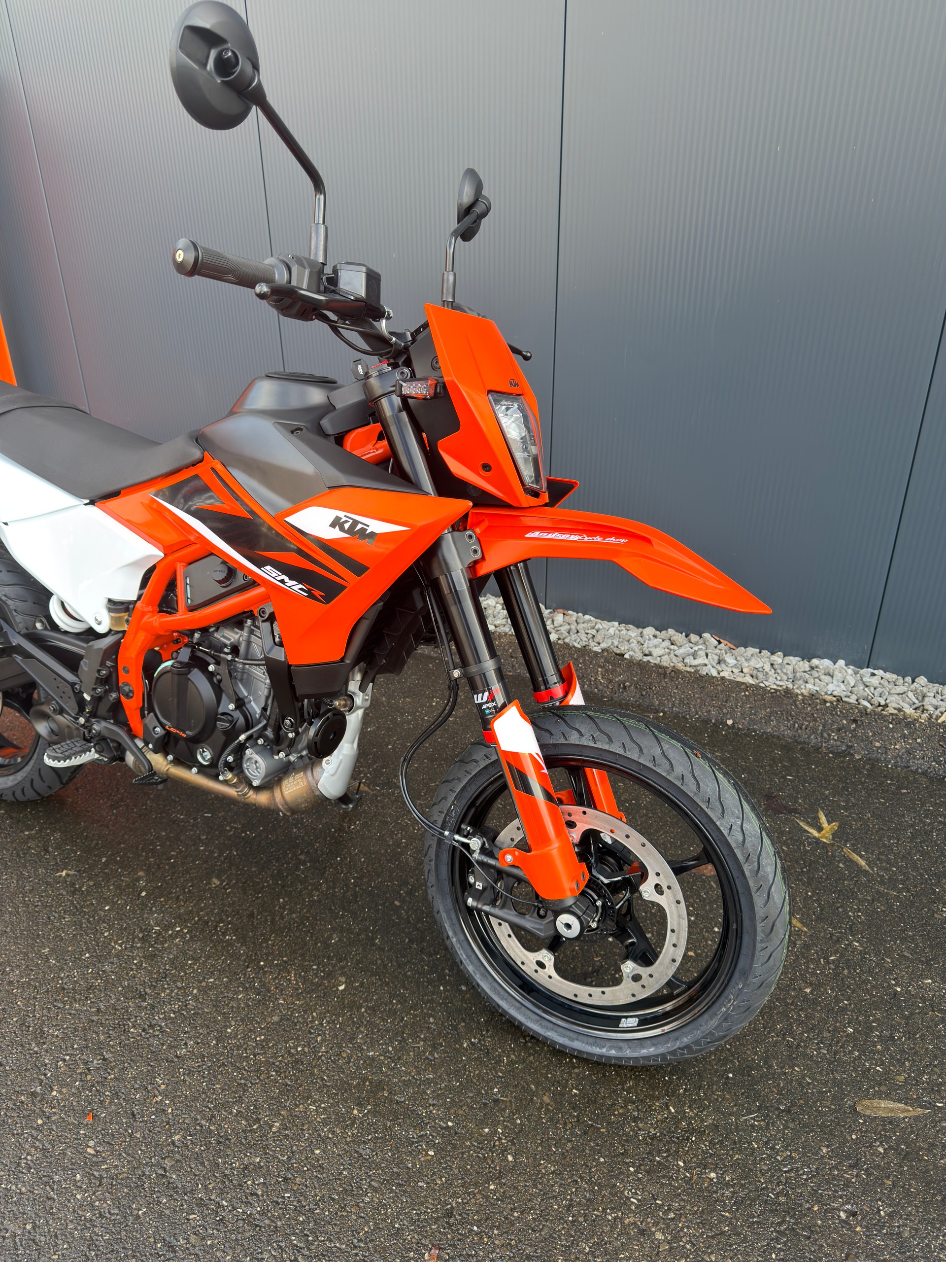 KTM 2025 KTM 125 SMC R-image-3