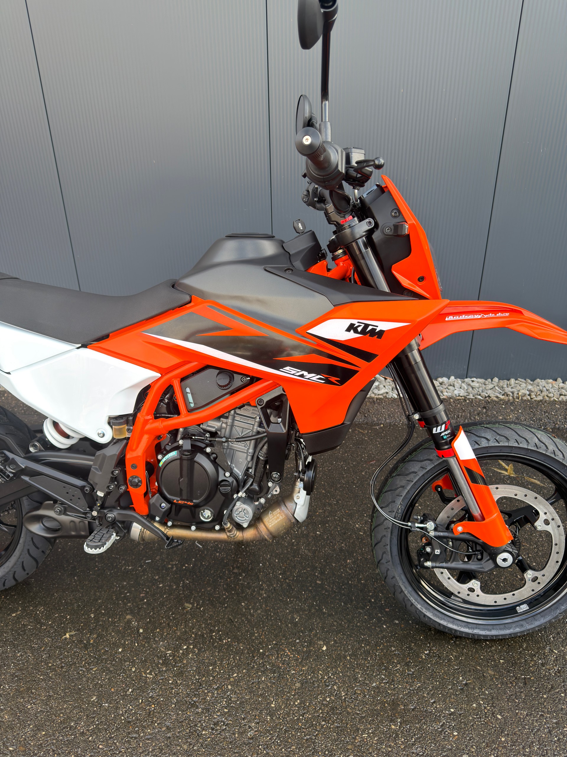 KTM 2025 KTM 125 SMC R-image-4
