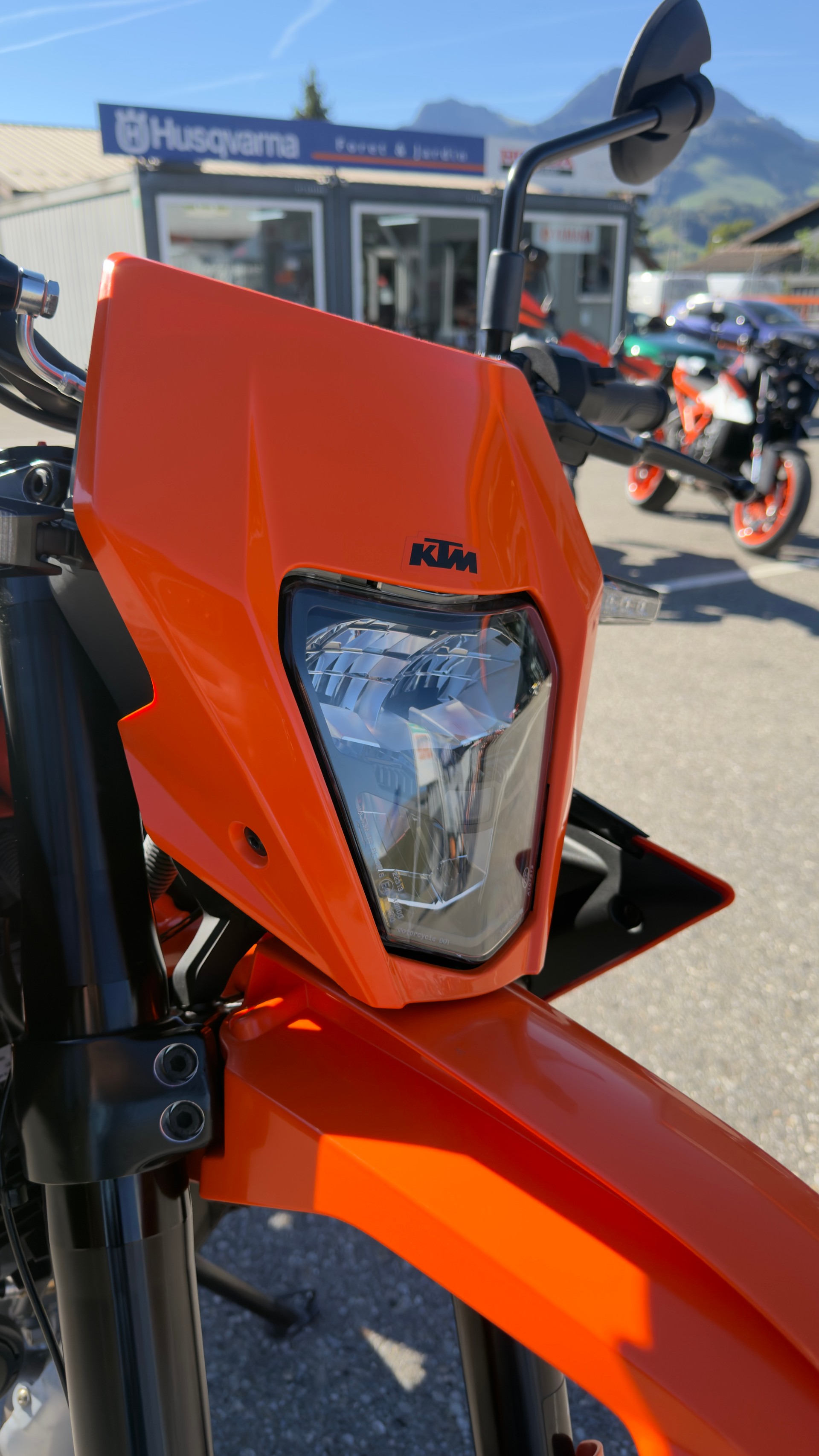 KTM 2025 KTM 125 SMC R-image-2