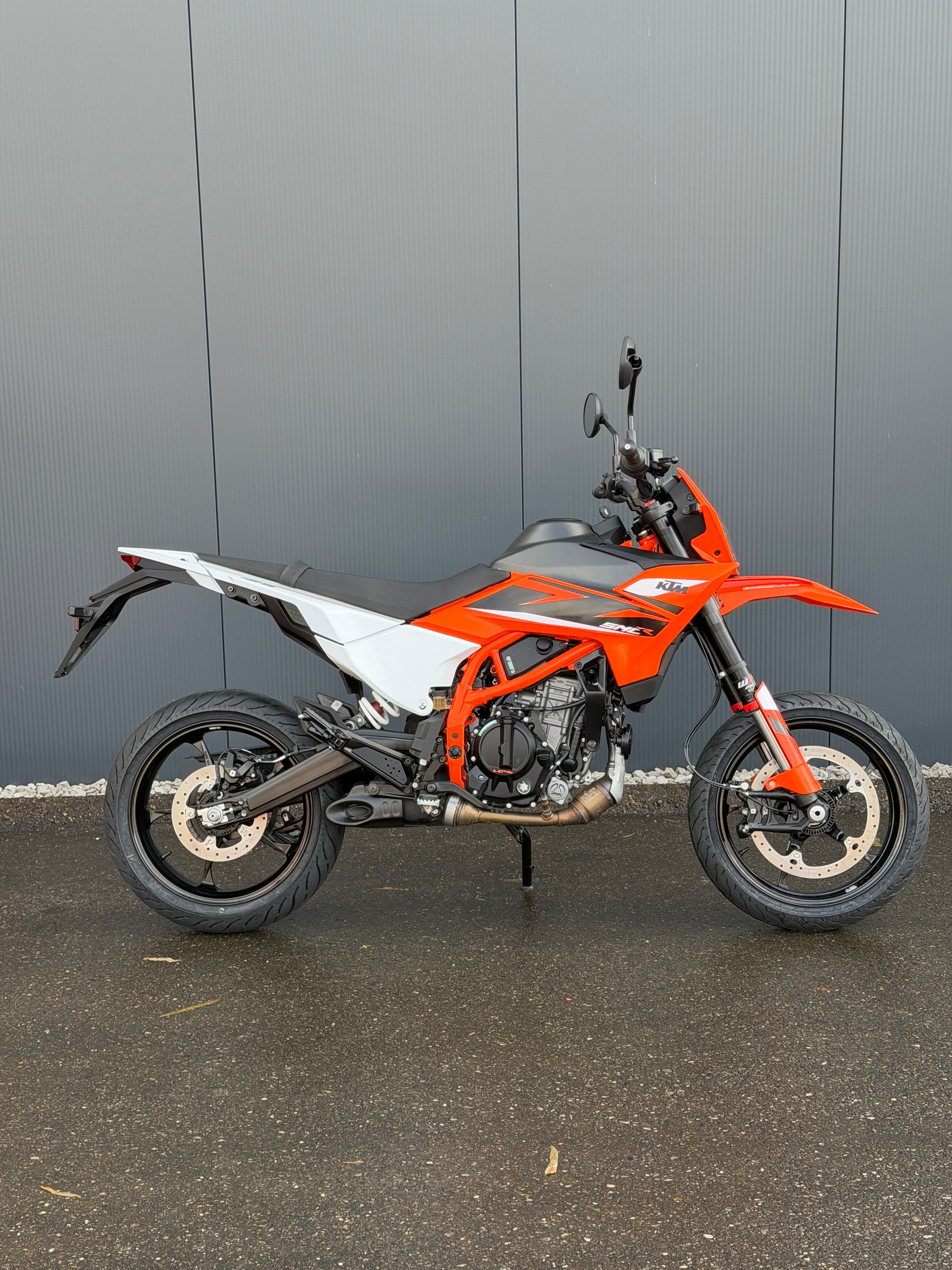 KTM 2025 KTM 125 SMC R-image-2