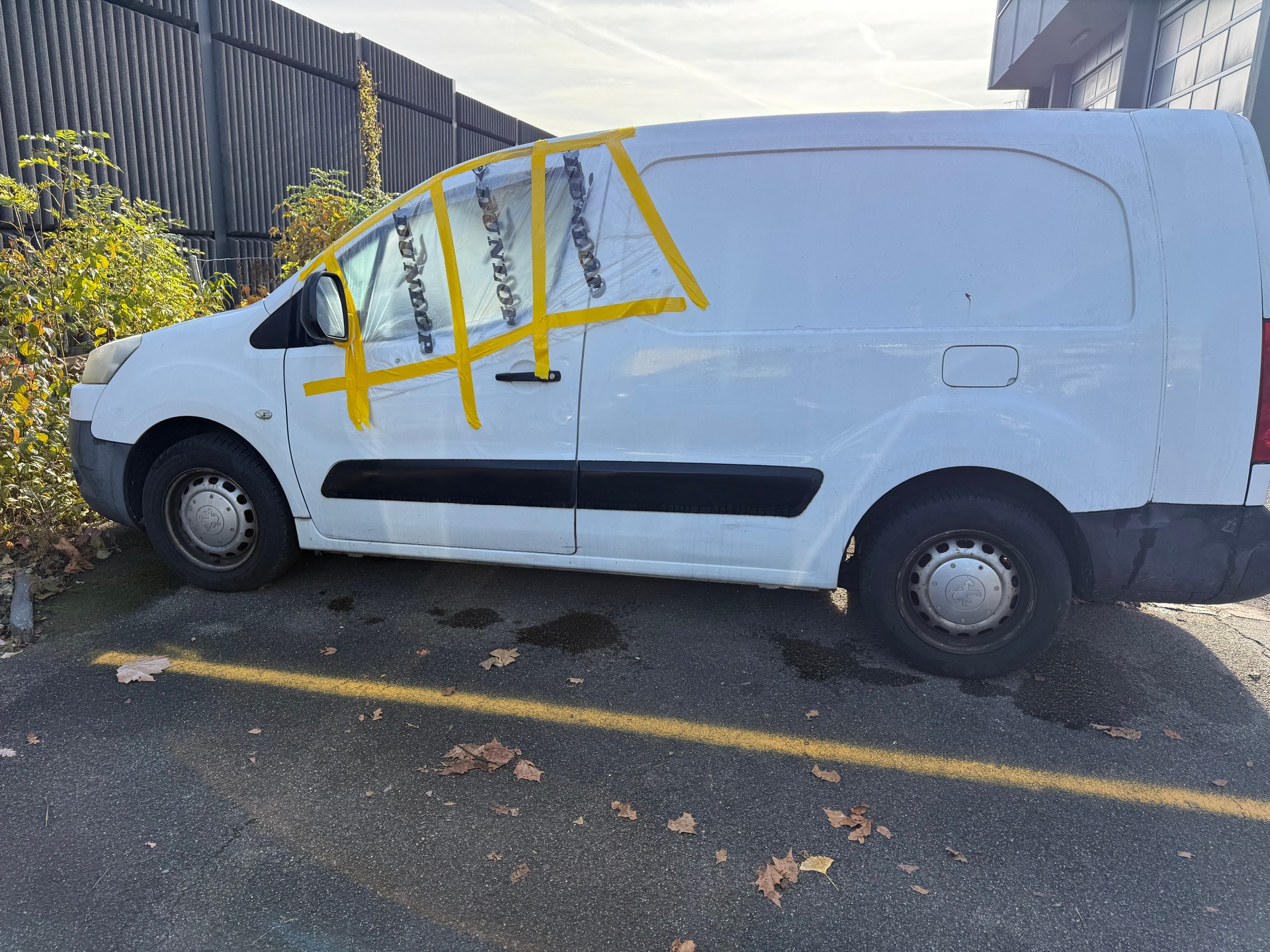 PEUGEOT Partner 1.6 HDI Urban-image-2