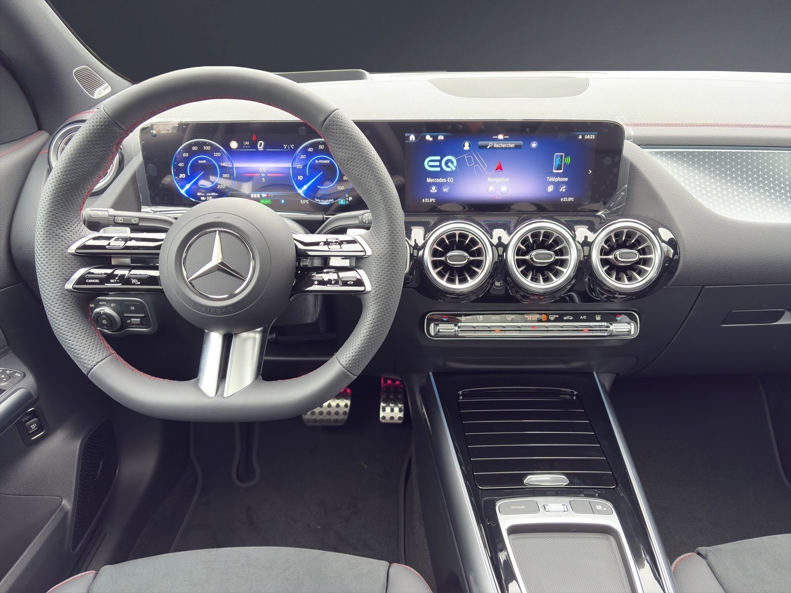 MERCEDES-BENZ EQA 300 66,5kWh 4Matic Excellence-image-14