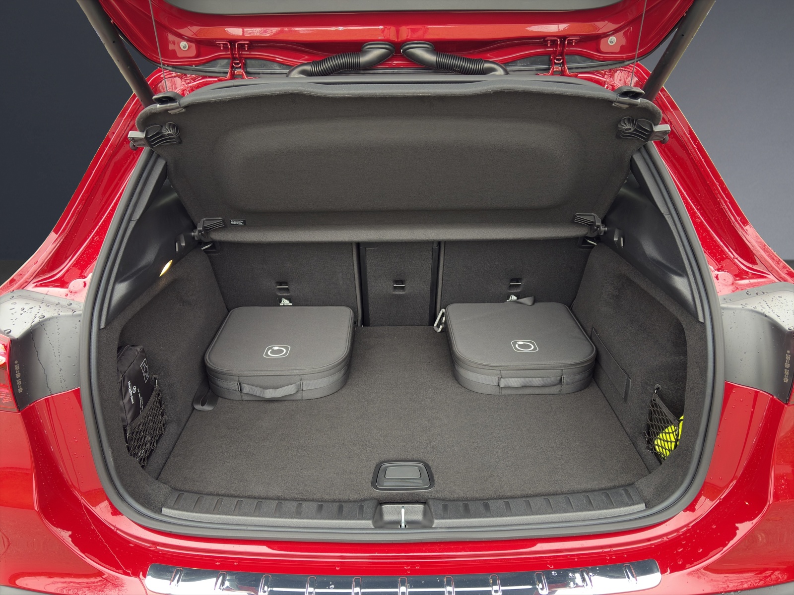 MERCEDES-BENZ EQA 300 66,5kWh 4Matic Excellence-image-7