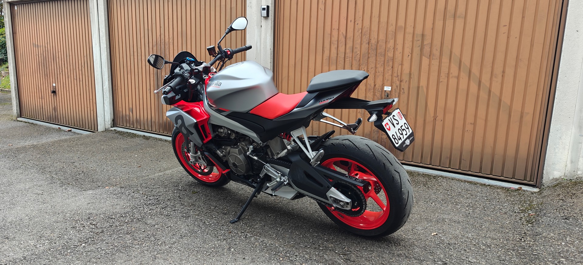 APRILIA Tuono 660-image-3