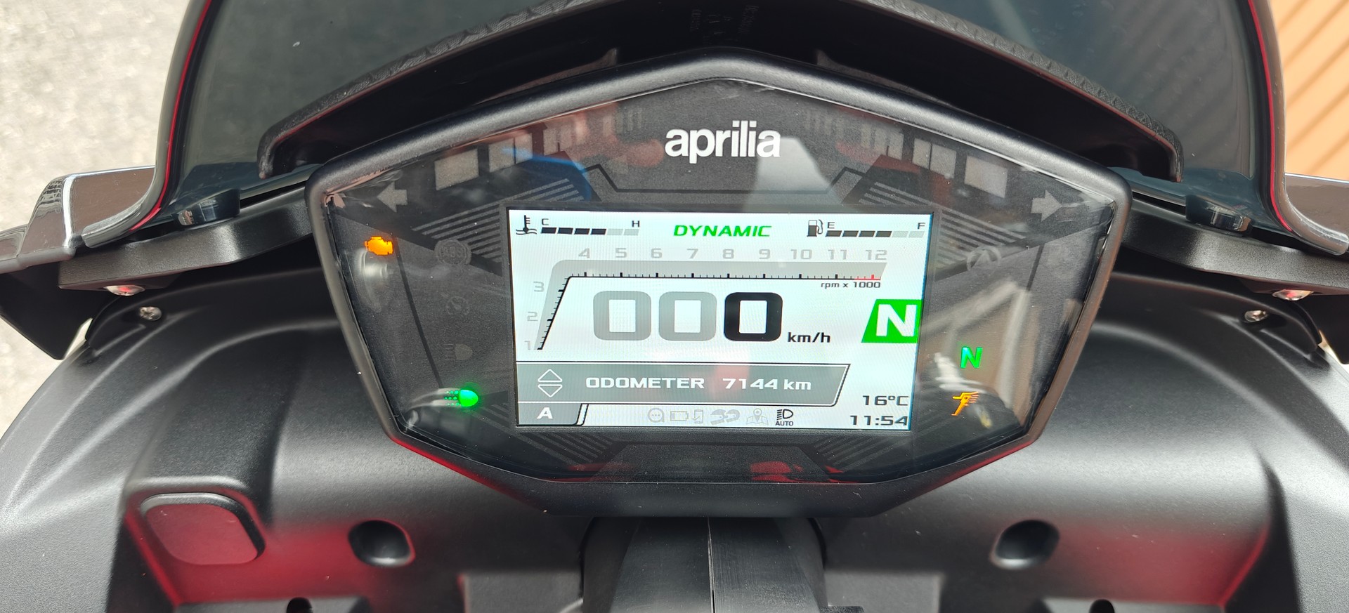 APRILIA Tuono 660-image-5