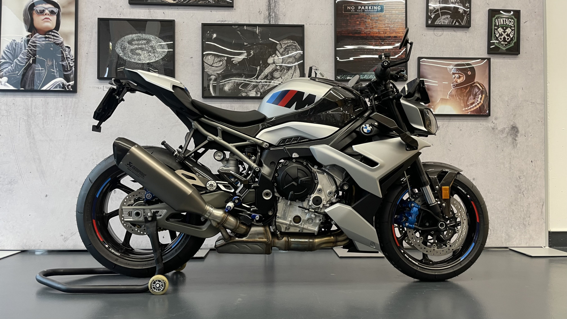 BMW M 1000 R Competition-image-0