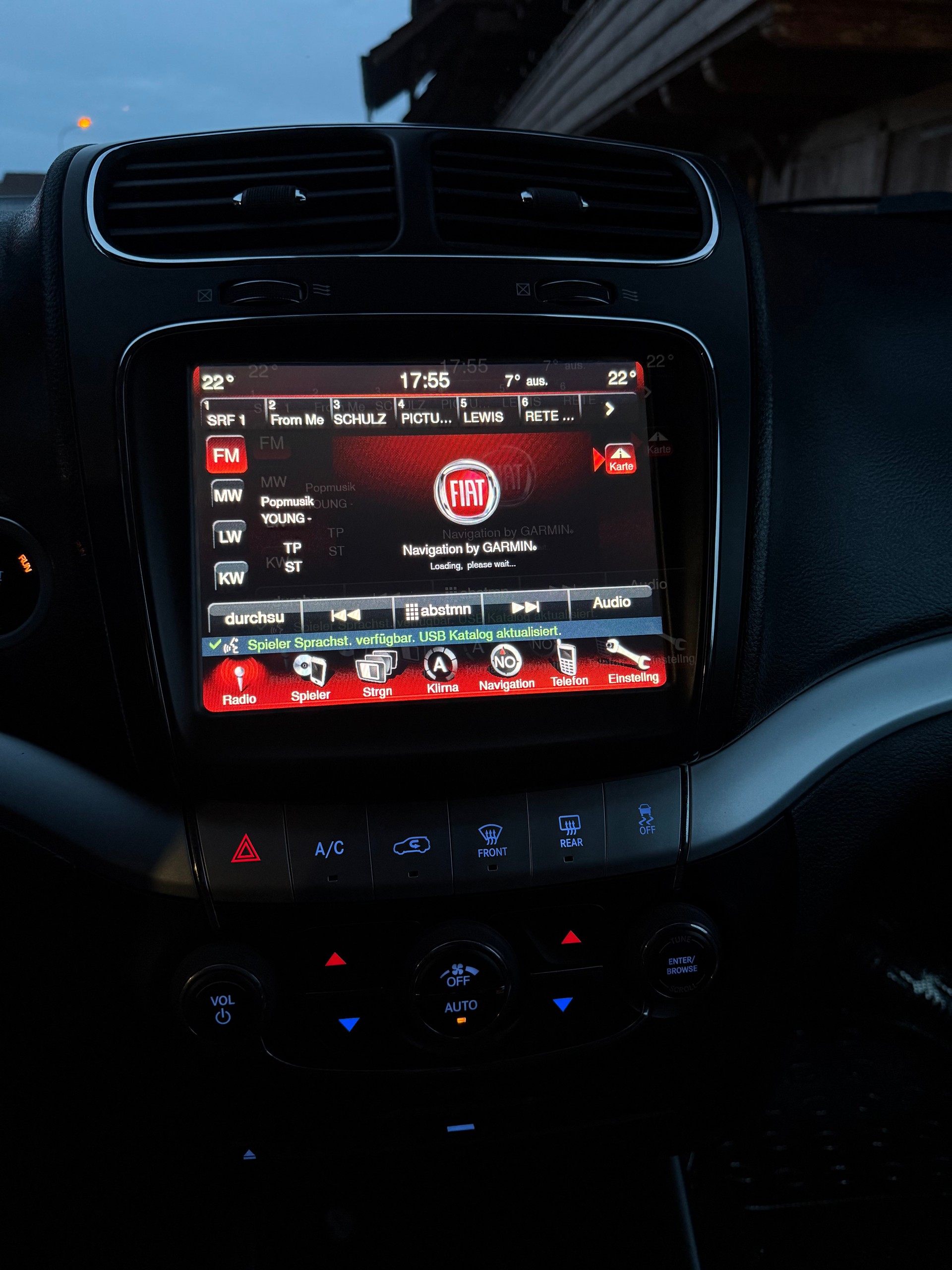 FIAT Freemont 2.0 MJ Lounge-image-9