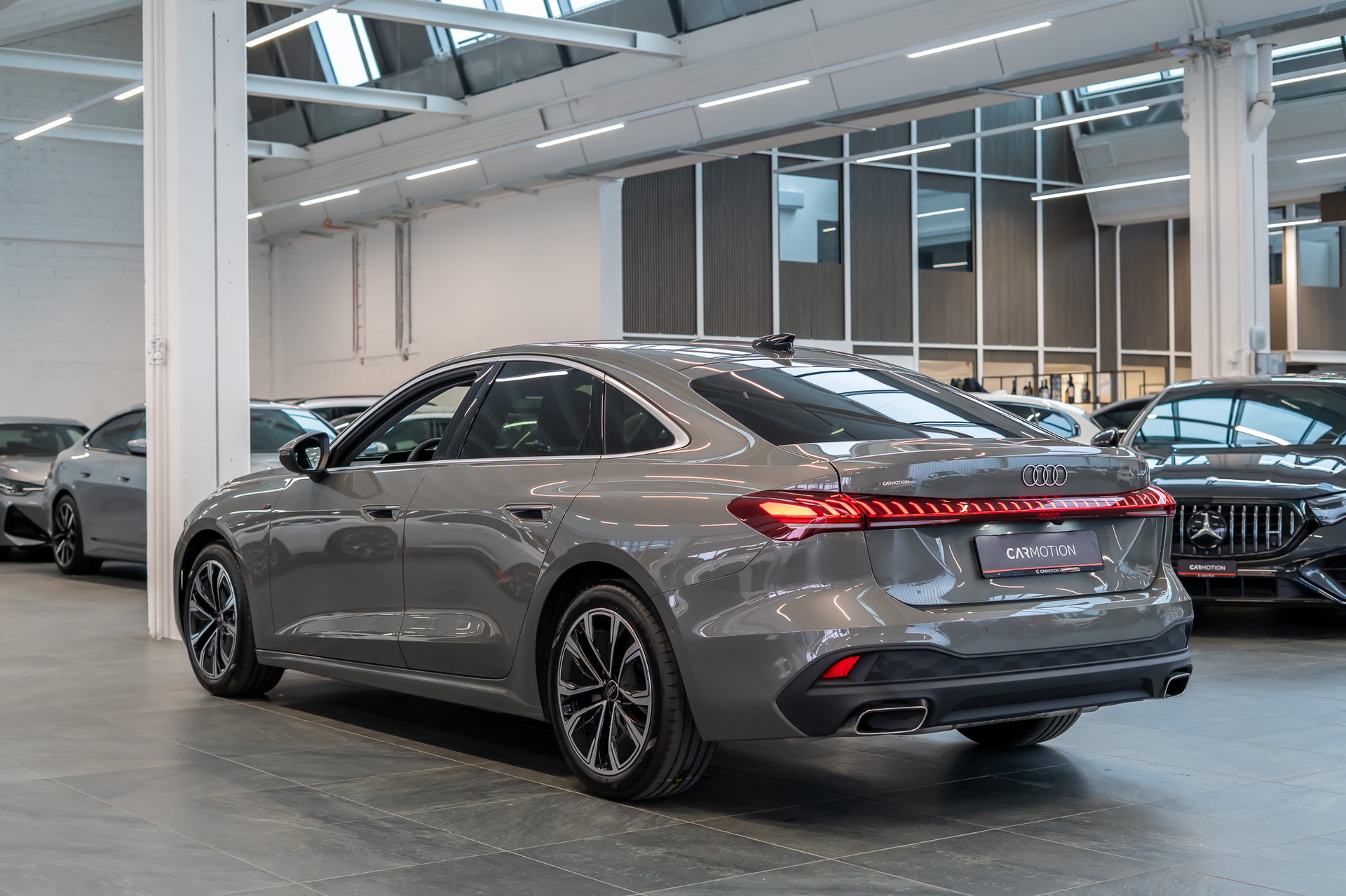 AUDI A5 Limousine S-Line TFSI S-Tronic / Rückfahrkamera / el.Heckklappe / AHK-image-6