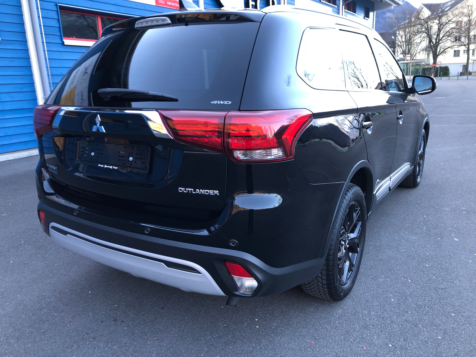 MITSUBISHI Outlander 2.0 Value 4WD CVT-showroom-element-2