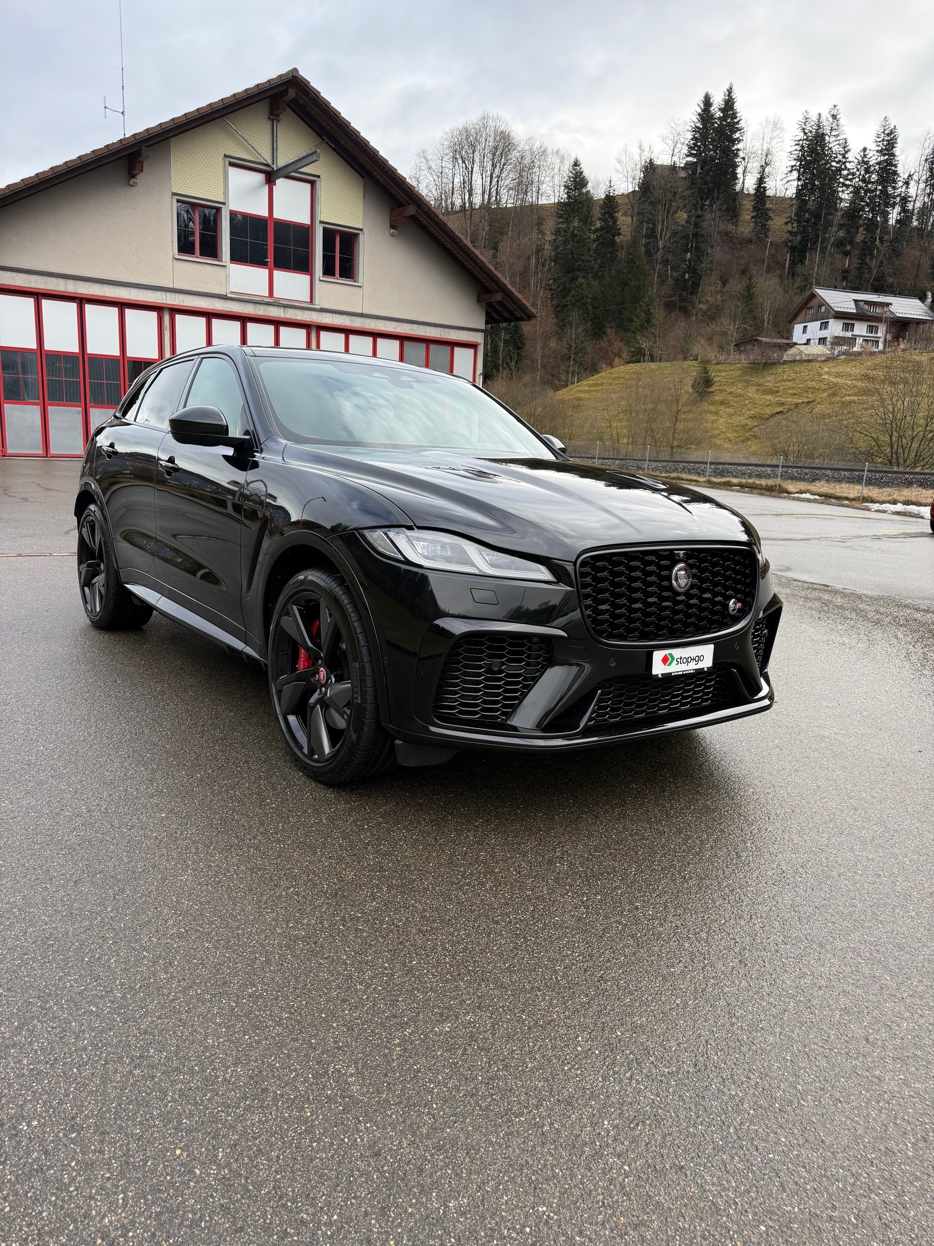 JAGUAR F-Pace 5.0 V8 SVR P550 AWD