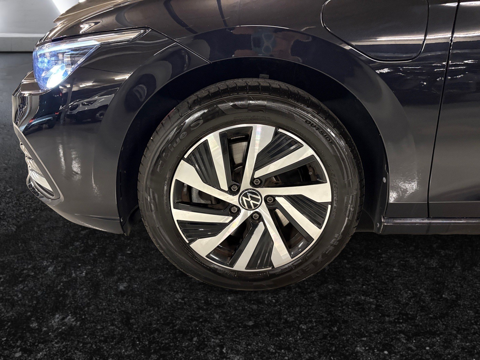 VW Golf 1.4 TSI PHEV Style / Caméra de recul / 8 roues / Pack hiver / GPS / CarPlay-image-15