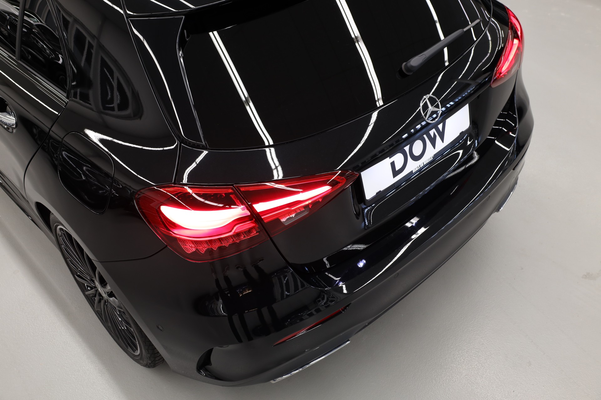 MERCEDES-BENZ A 250 AMG Line 4m-image-9