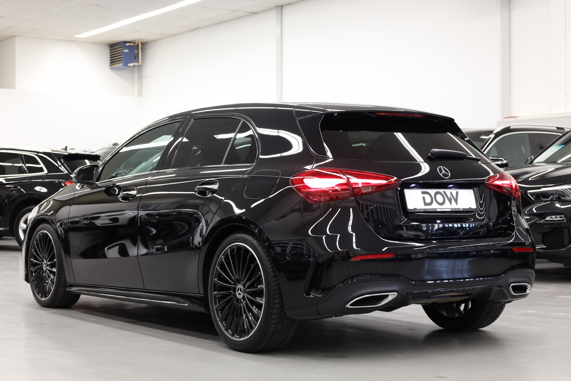 MERCEDES-BENZ A 250 AMG Line 4m-image-6