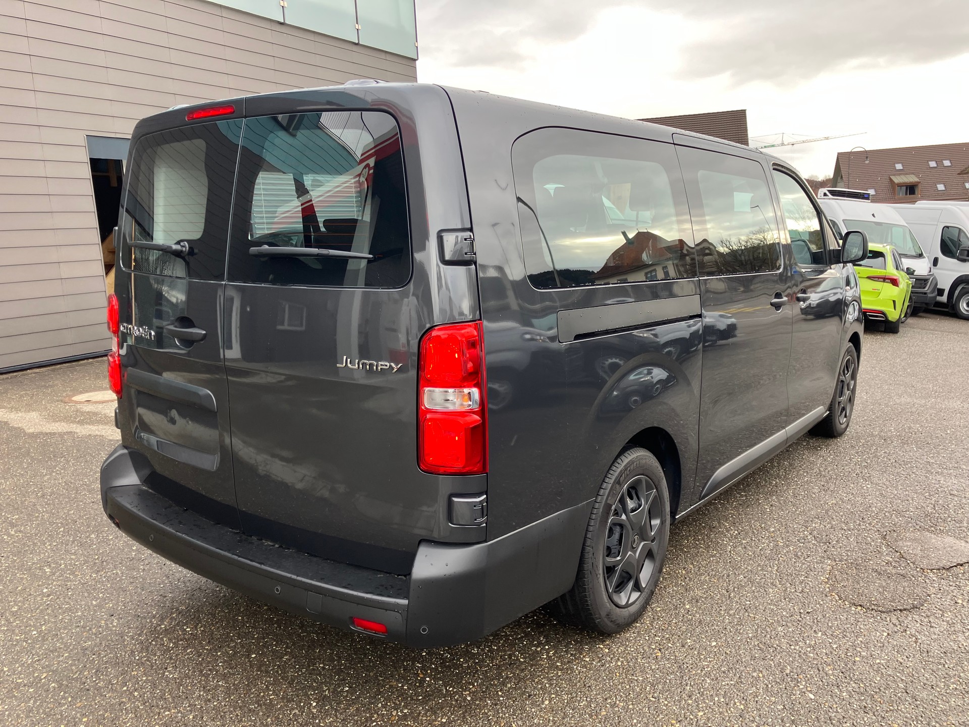CITROEN Jumpy 2.0 BlueHDi 180 XL EAT8-image-3