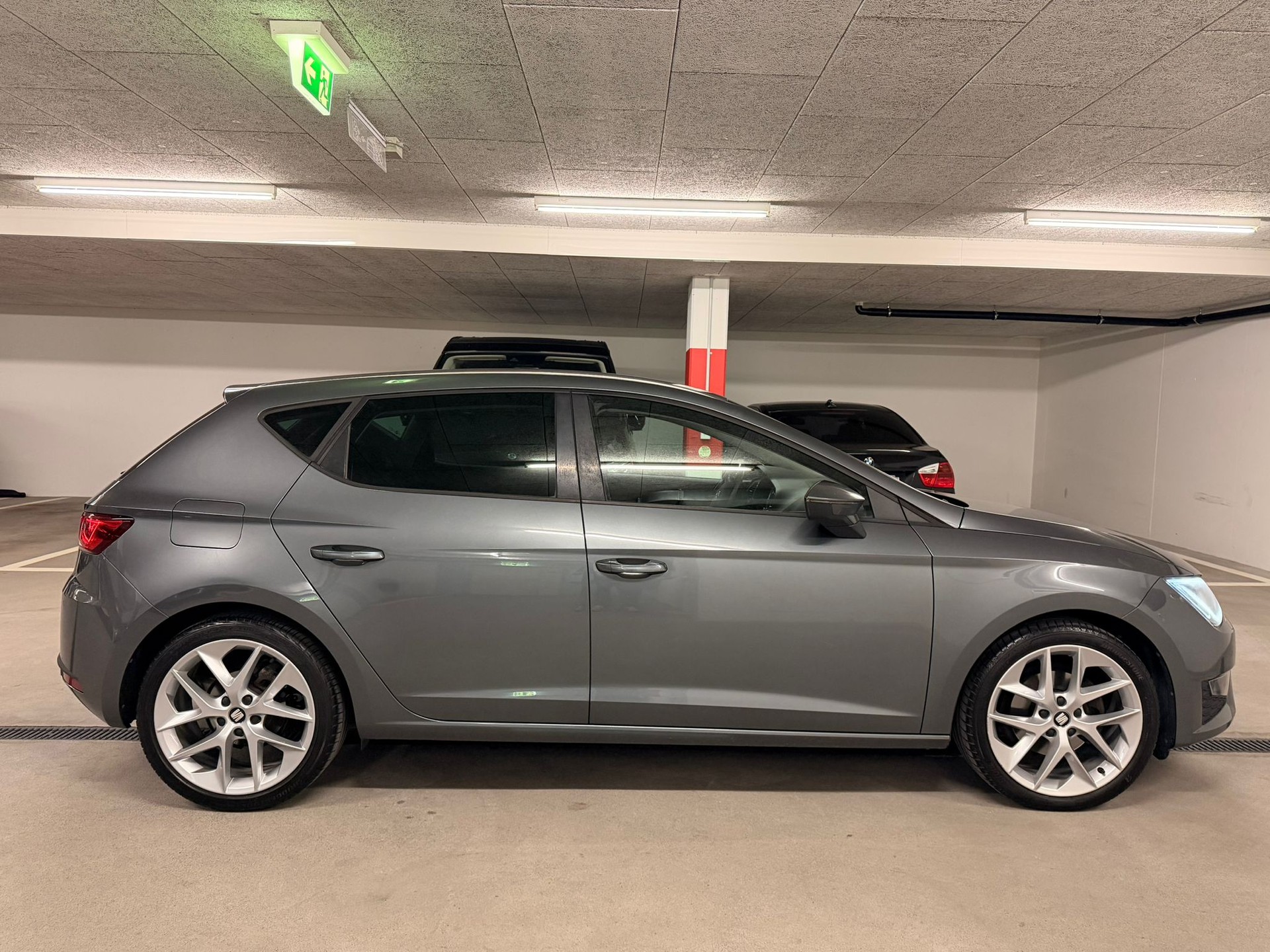 SEAT Leon 1.4 TSI FR-image-7