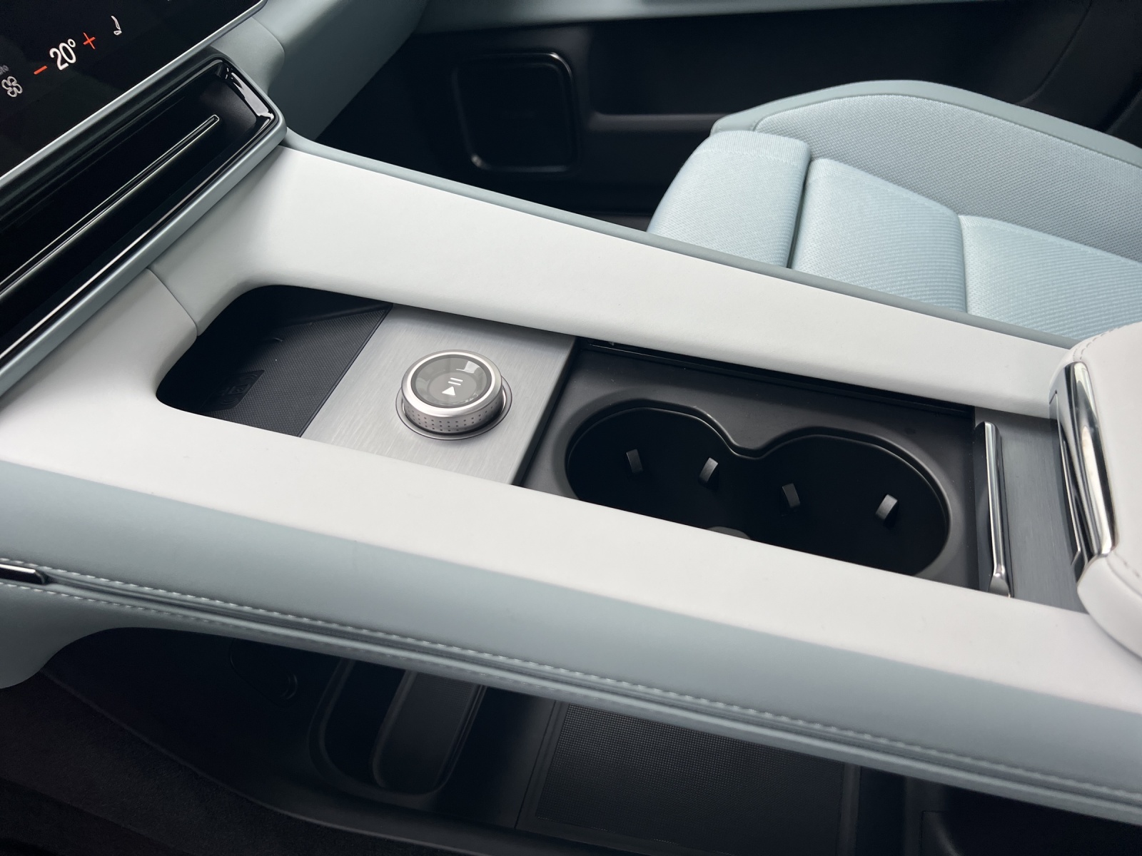 POLESTAR 4 Long Range Single Motor-image-14