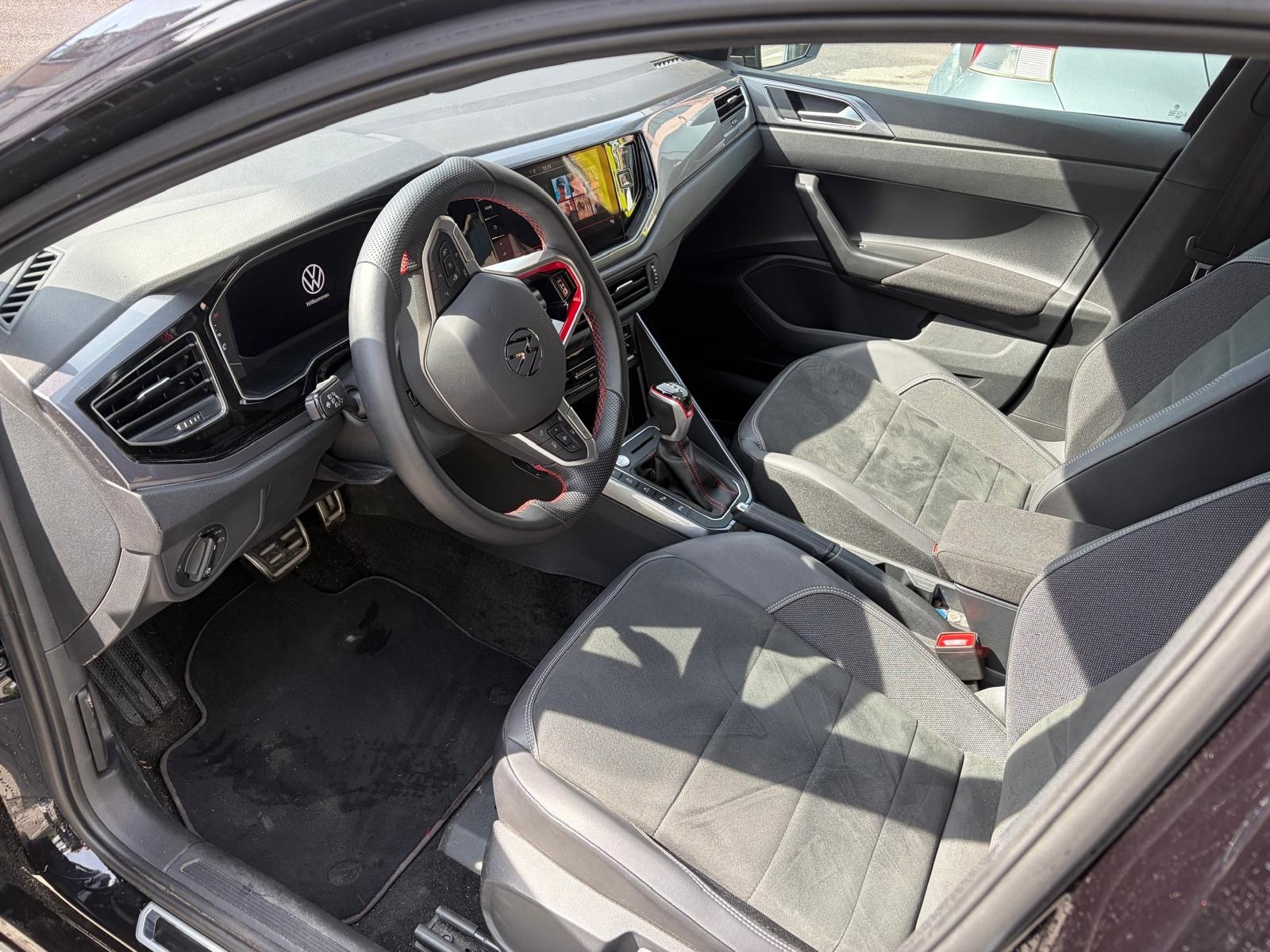 VW Polo 2.0 TSI GTI 75 Edition DSG-image-3