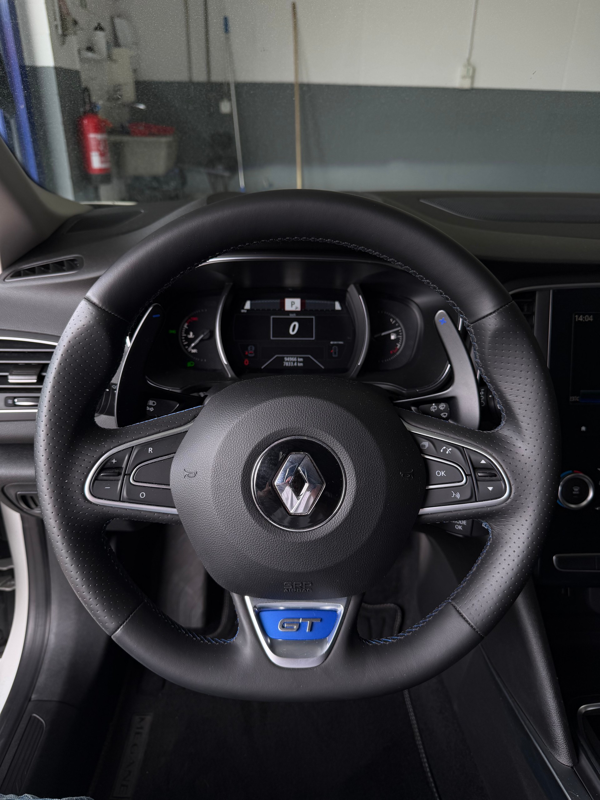 RENAULT Mégane 1.6 16V Turbo GT EDC-image-8