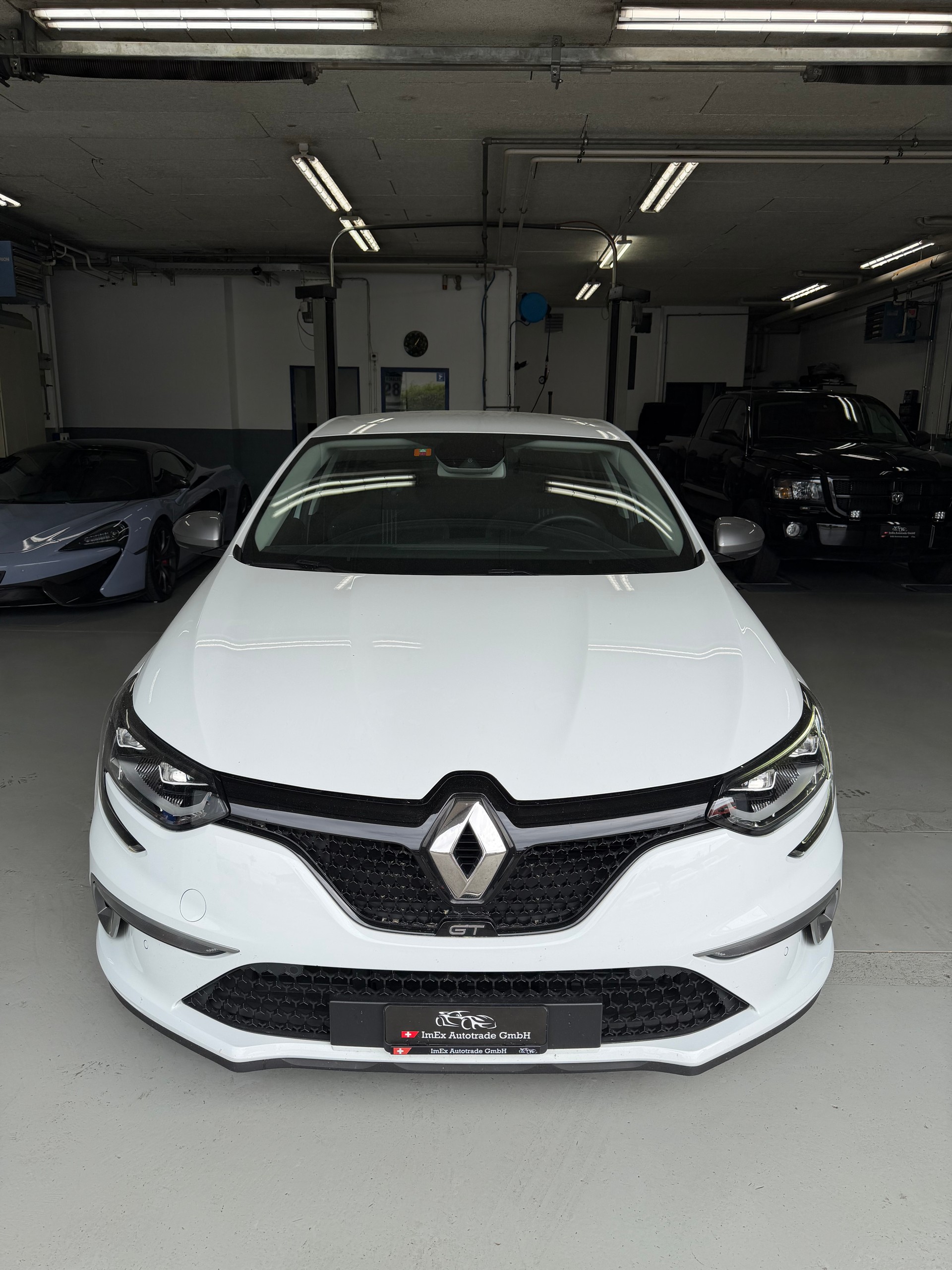 RENAULT Mégane 1.6 16V Turbo GT EDC-image-2