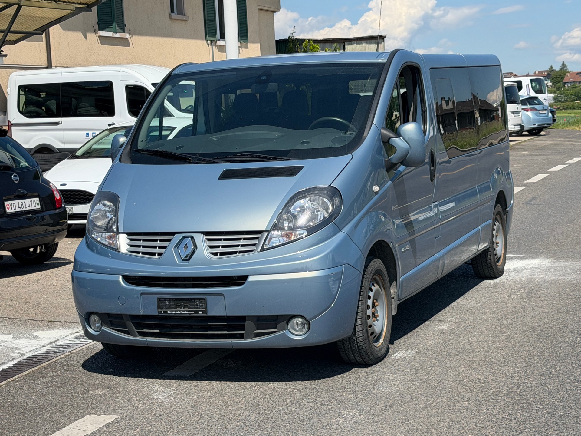 RENAULT Trafic 2.0 dCi Eco Grand Passenger Black Edition