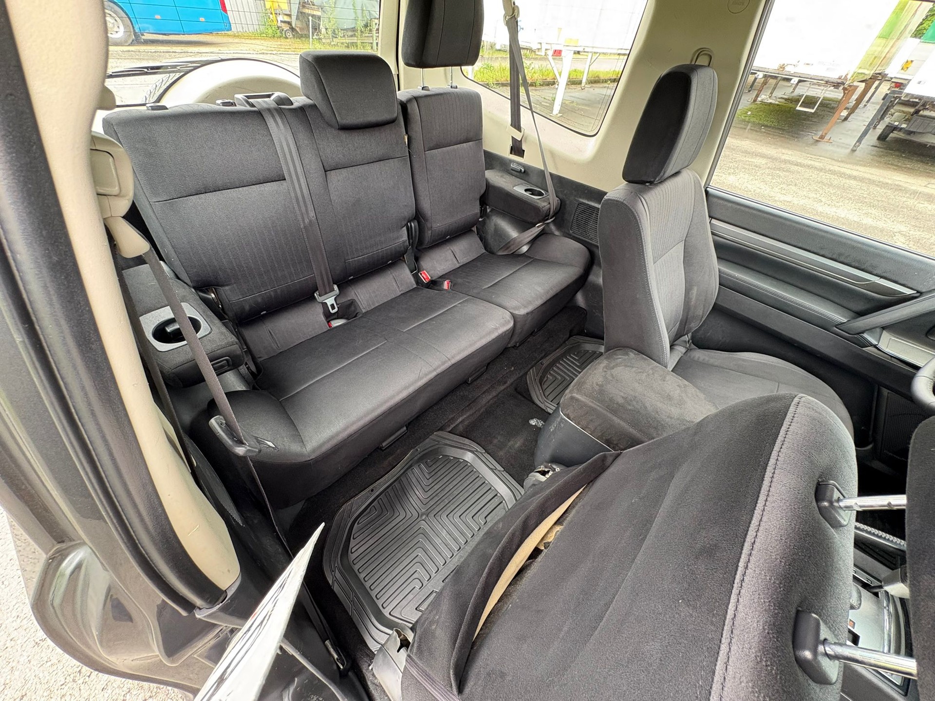 MITSUBISHI Pajero 3.2 DI-D Value Automatic-image-5