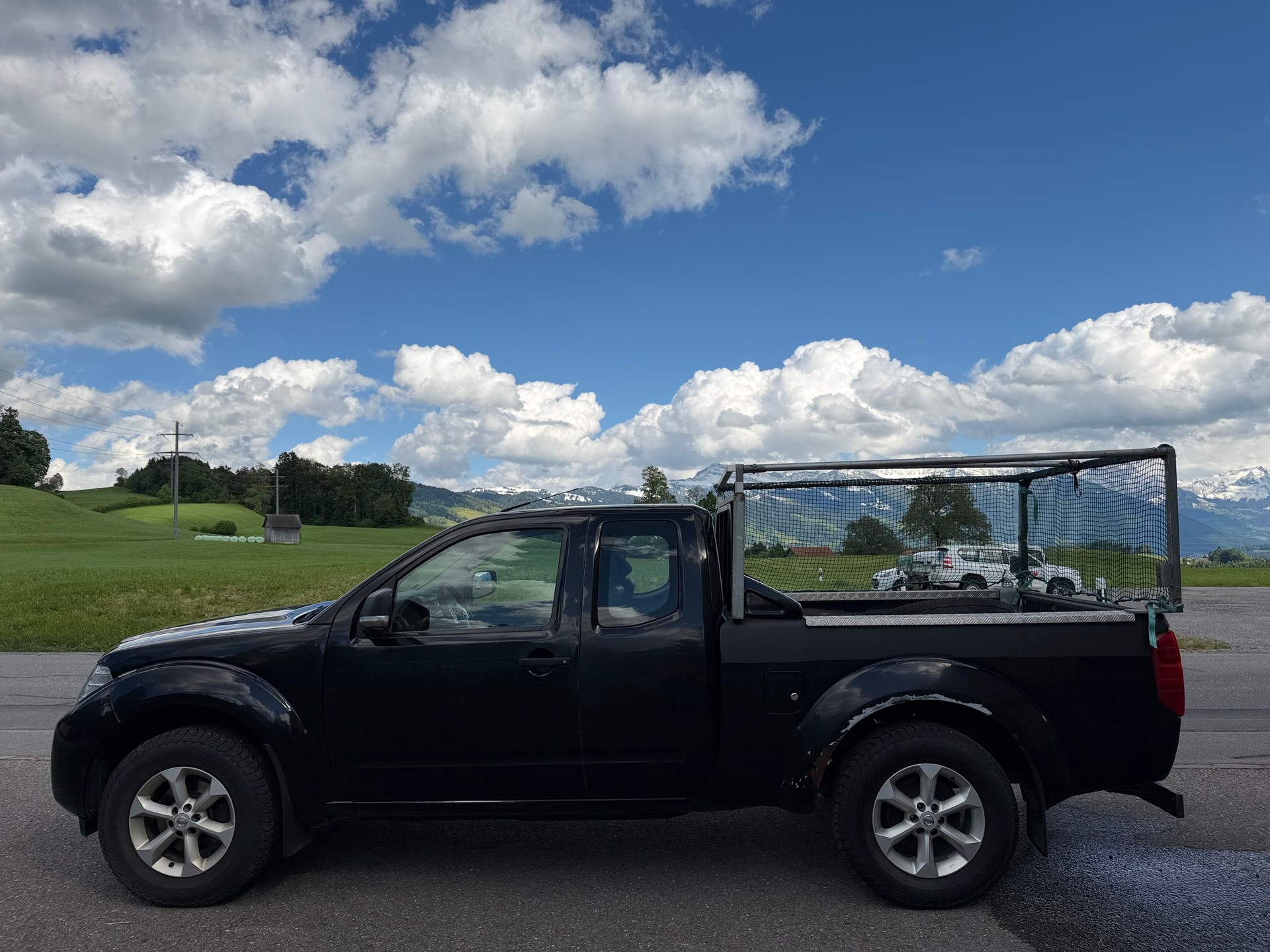 NISSAN Navara King Cab SE 2.5 dCi 4WD