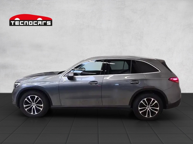 MERCEDES-BENZ GLC 220 d 4Matic 9G-Tronic-showroom-element-2