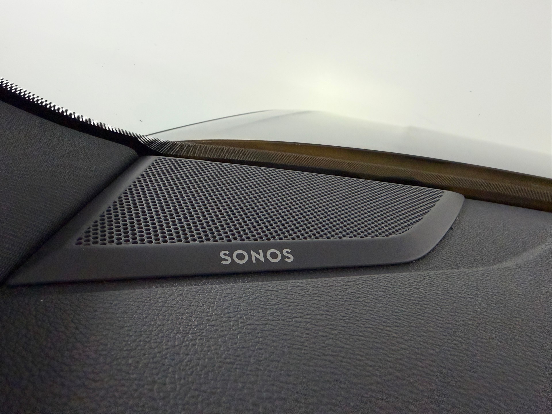 AUDI Q3 Sportback 35 TFSI S Line Midnight Black Attraction S-tronic / 360° Kamera / Panoramadach / SONOS Sound / Komfortschlüssel /-image-13