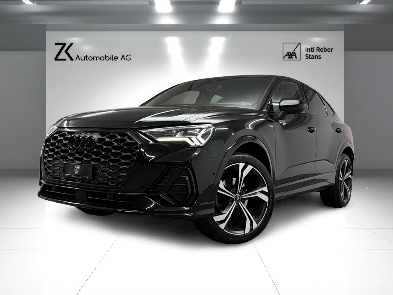 AUDI Q3 Sportback 35 TFSI S Line Midnight Black Attraction S-tronic / 360° Kamera / Panoramadach / SONOS Sound / Komfortschlüssel /