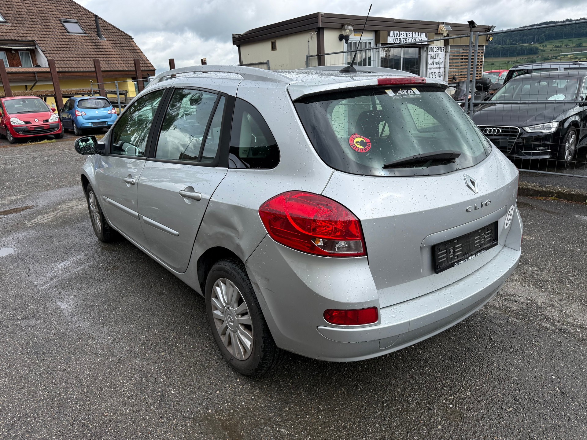 RENAULT Clio Grandtour 1.6 16V Exception Automatic-image-3