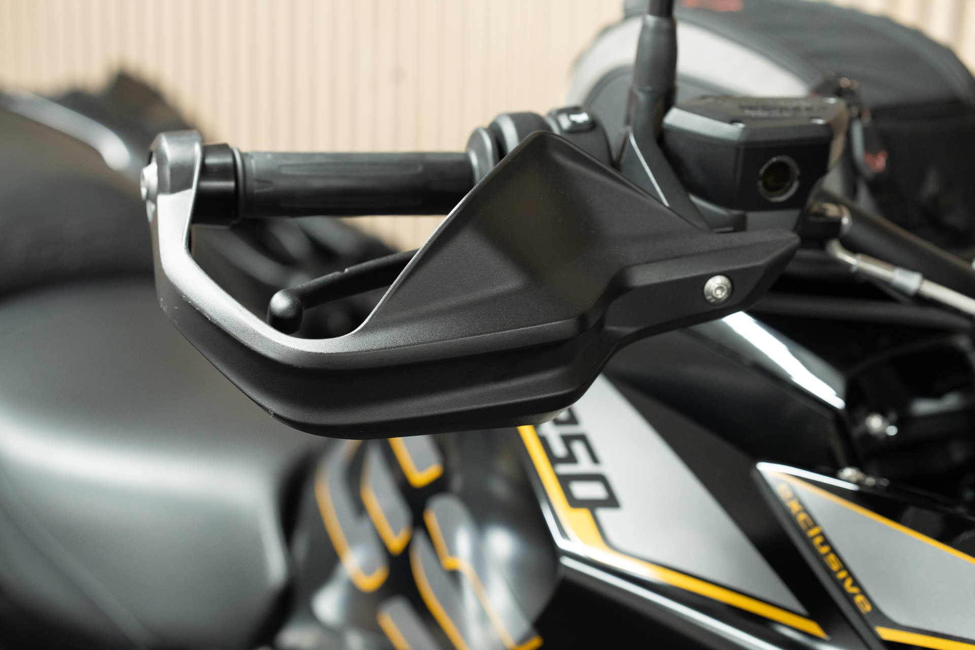 BMW R 1250 GS-image-7