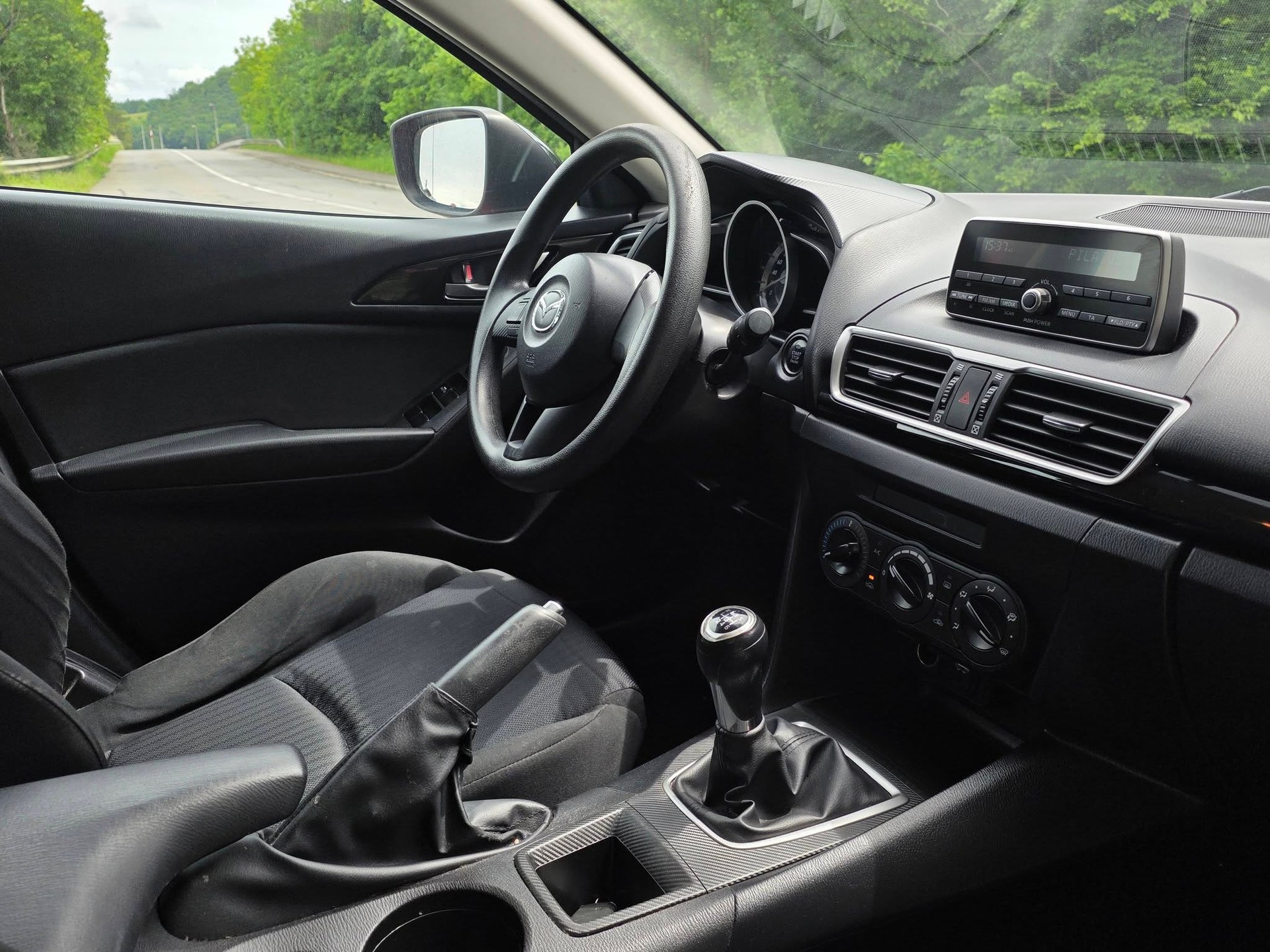 MAZDA 3 1.5 16V Ambition Plus-image-13