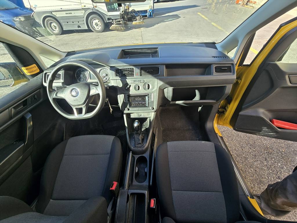VW Caddy 2.0TDI 4Motion BlueMotion Technology DSG-image-9