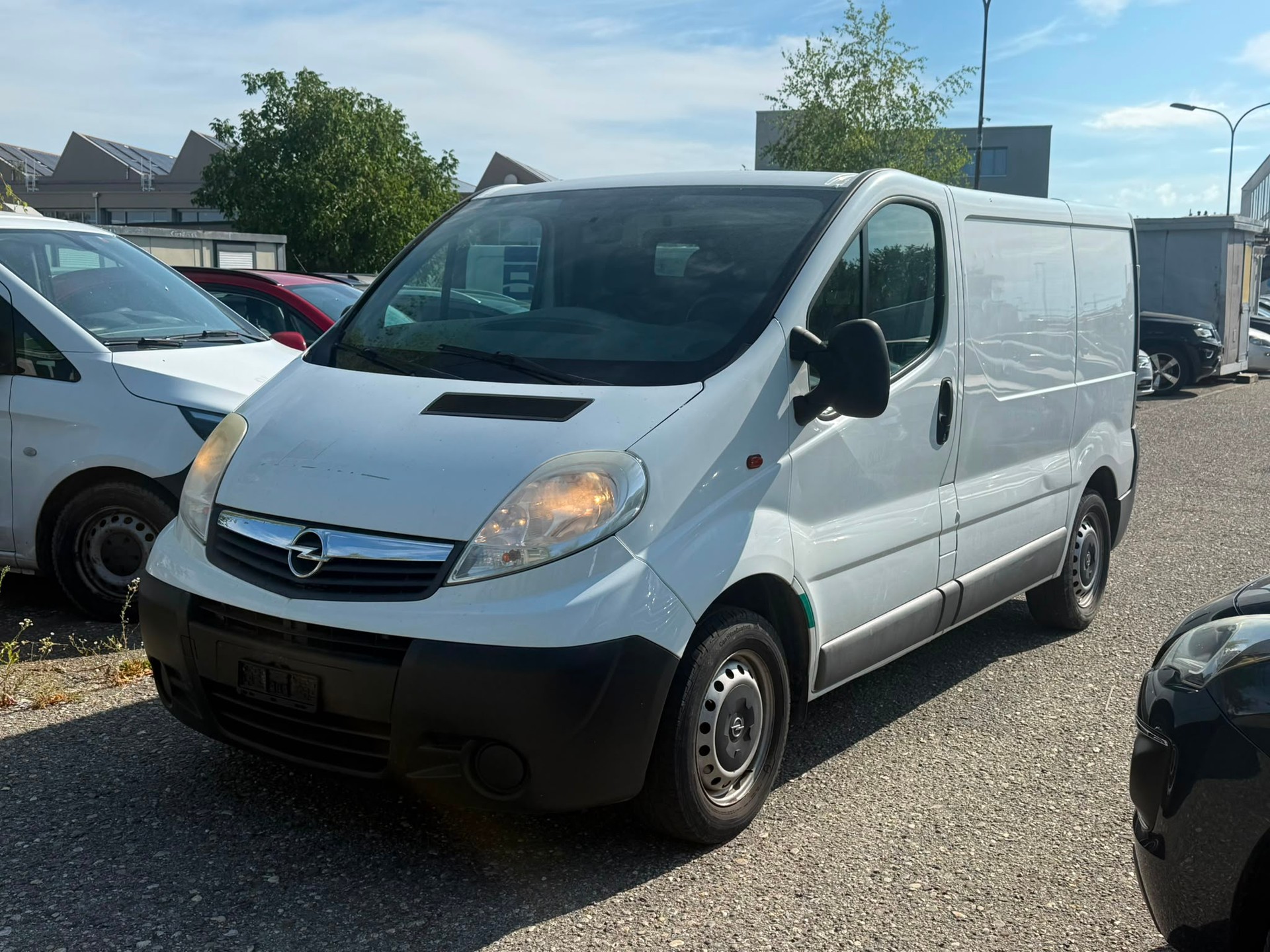 OPEL Vivaro 2.0 CDTI 2.7t L1H1-image-1