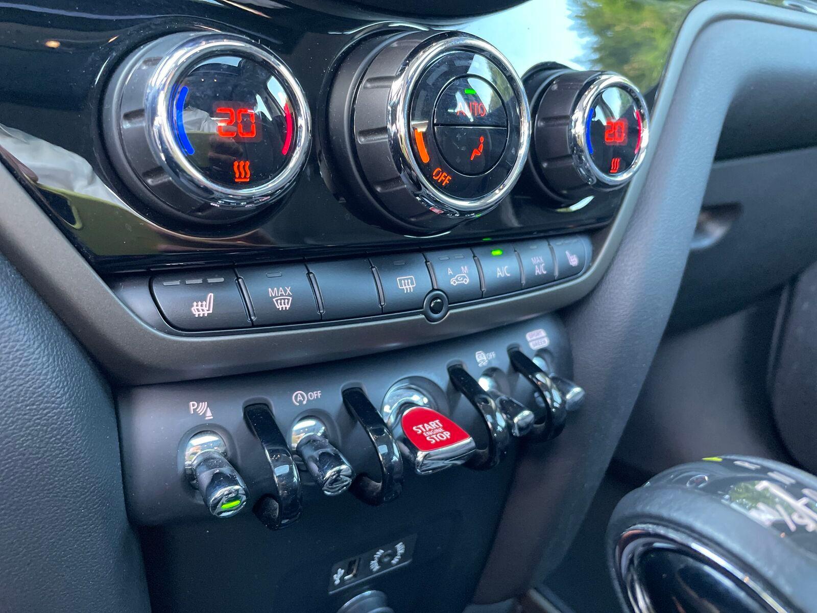 MINI Countryman Cooper S ALL4 F60 2.0i (CH)-image-17
