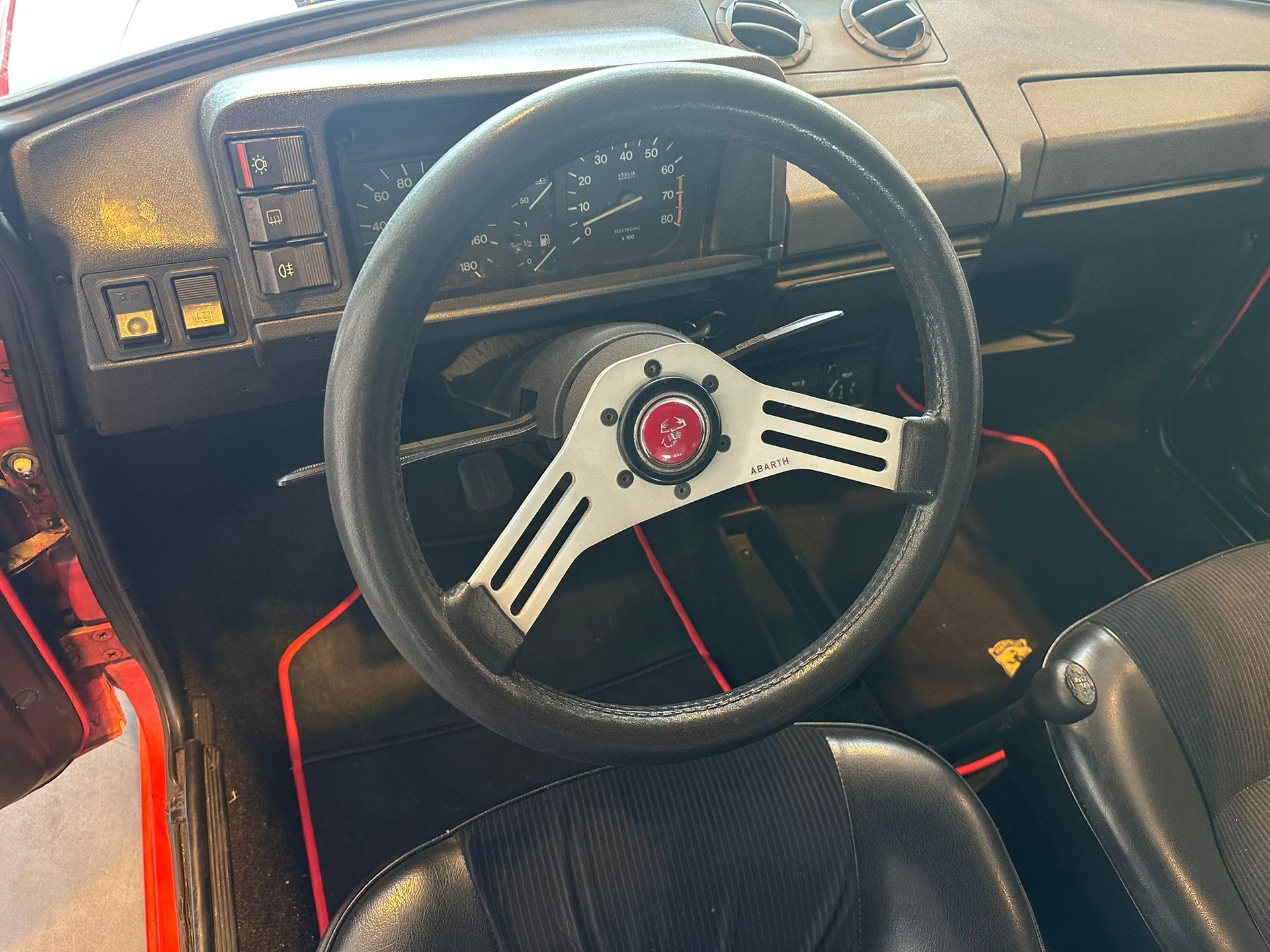 AUTOBIANCHI A112 Abarth 70 HP-image-9