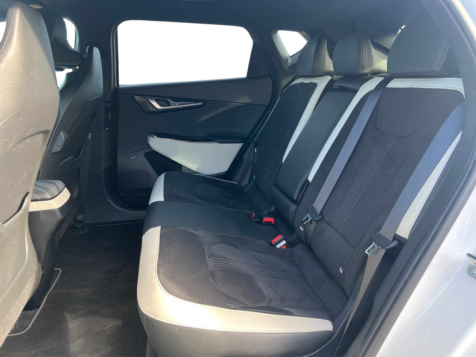KIA EV6 77 kWh GT-Line 4x4-image-8
