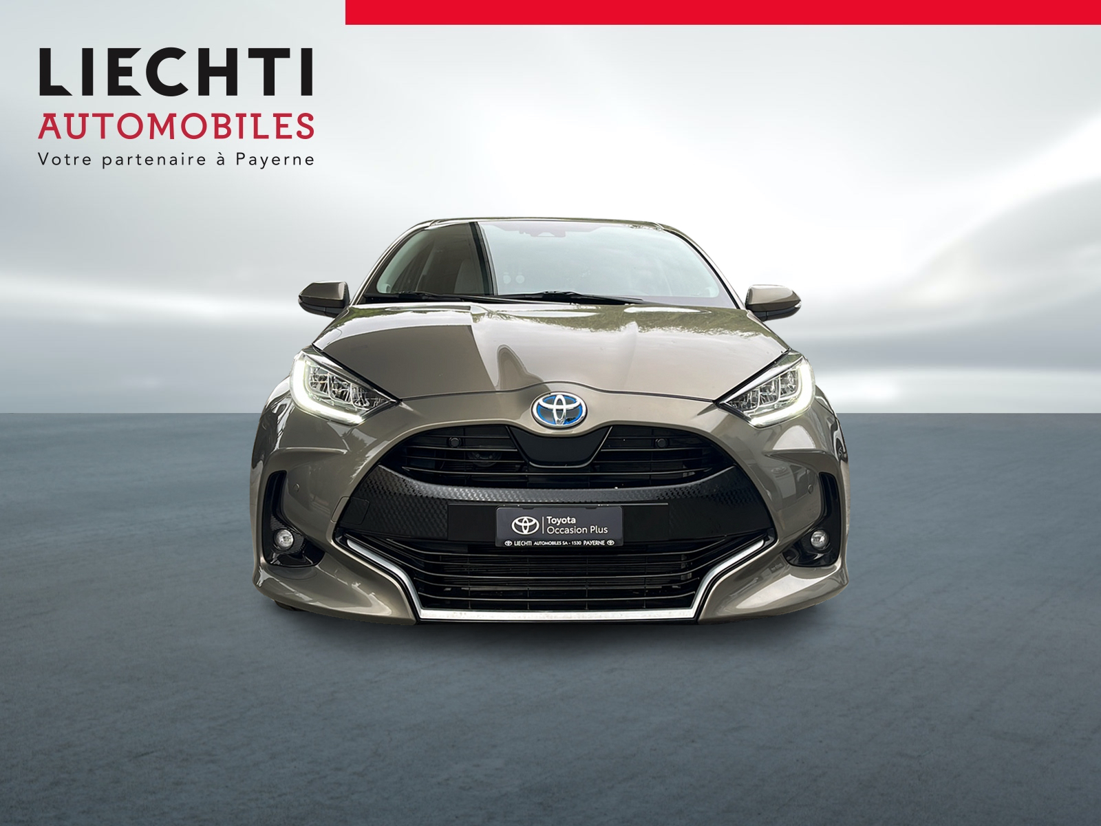 TOYOTA Yaris 1.5 Premium e-CVT-image-10