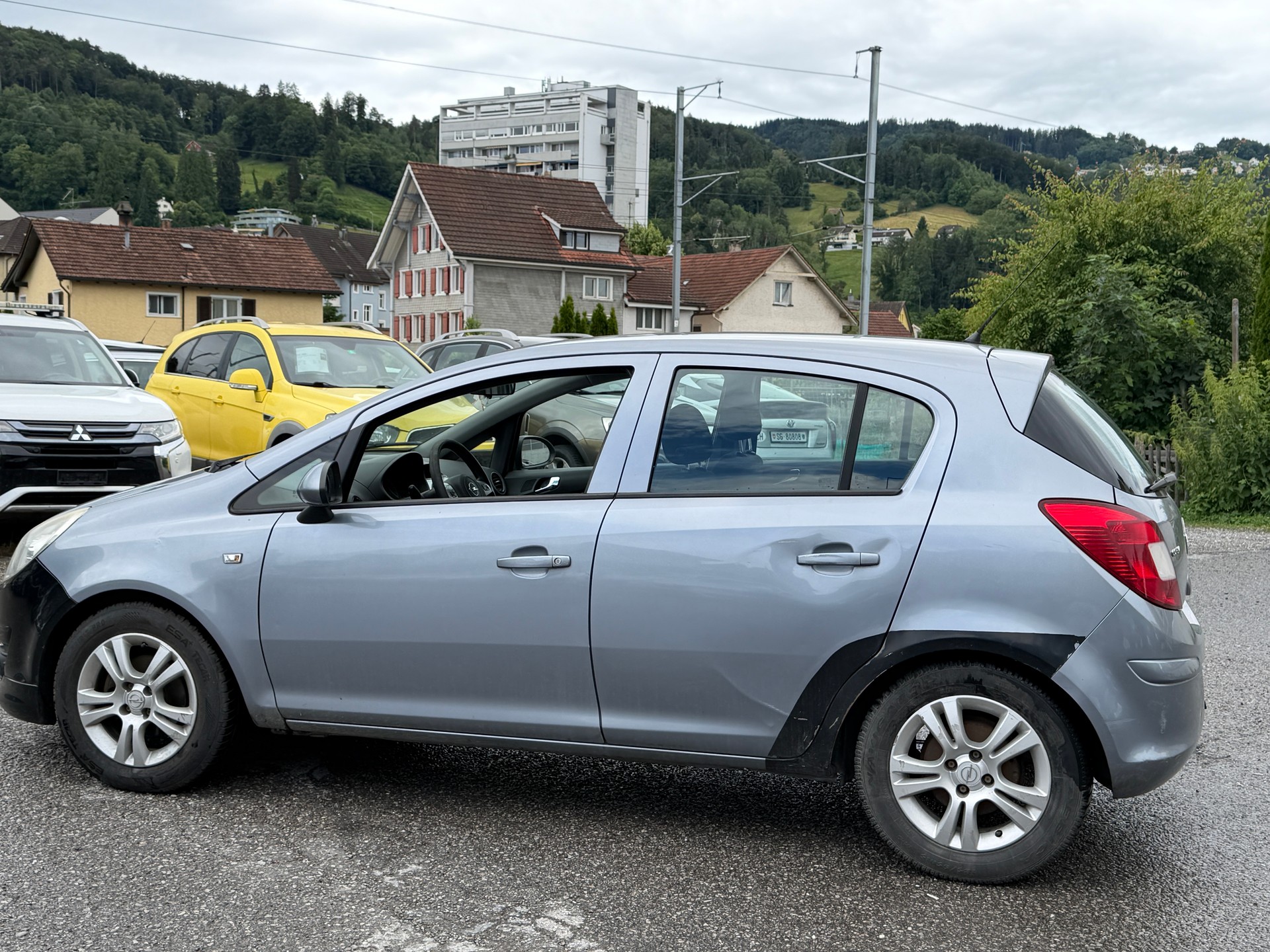 OPEL Corsa 1.4 TP Color Edition B05-image-12