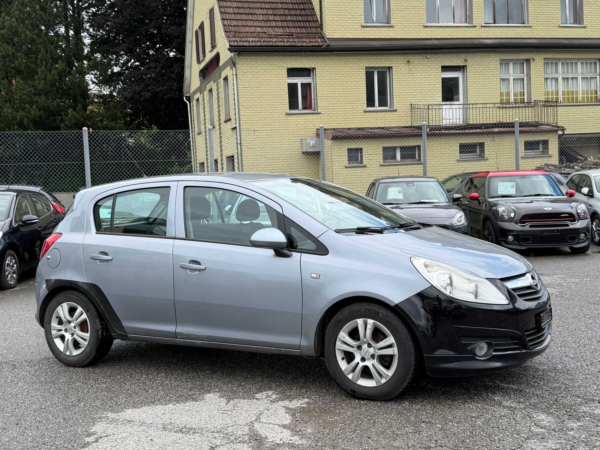 OPEL Corsa 1.4 TP Color Edition B05-image-1
