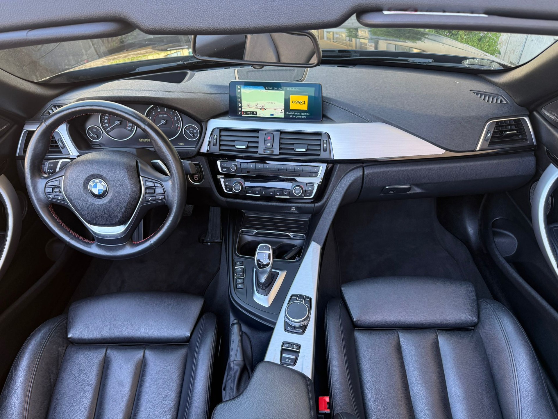 BMW 430i Cabriolet xDrive Sport Line Steptronic-image-11