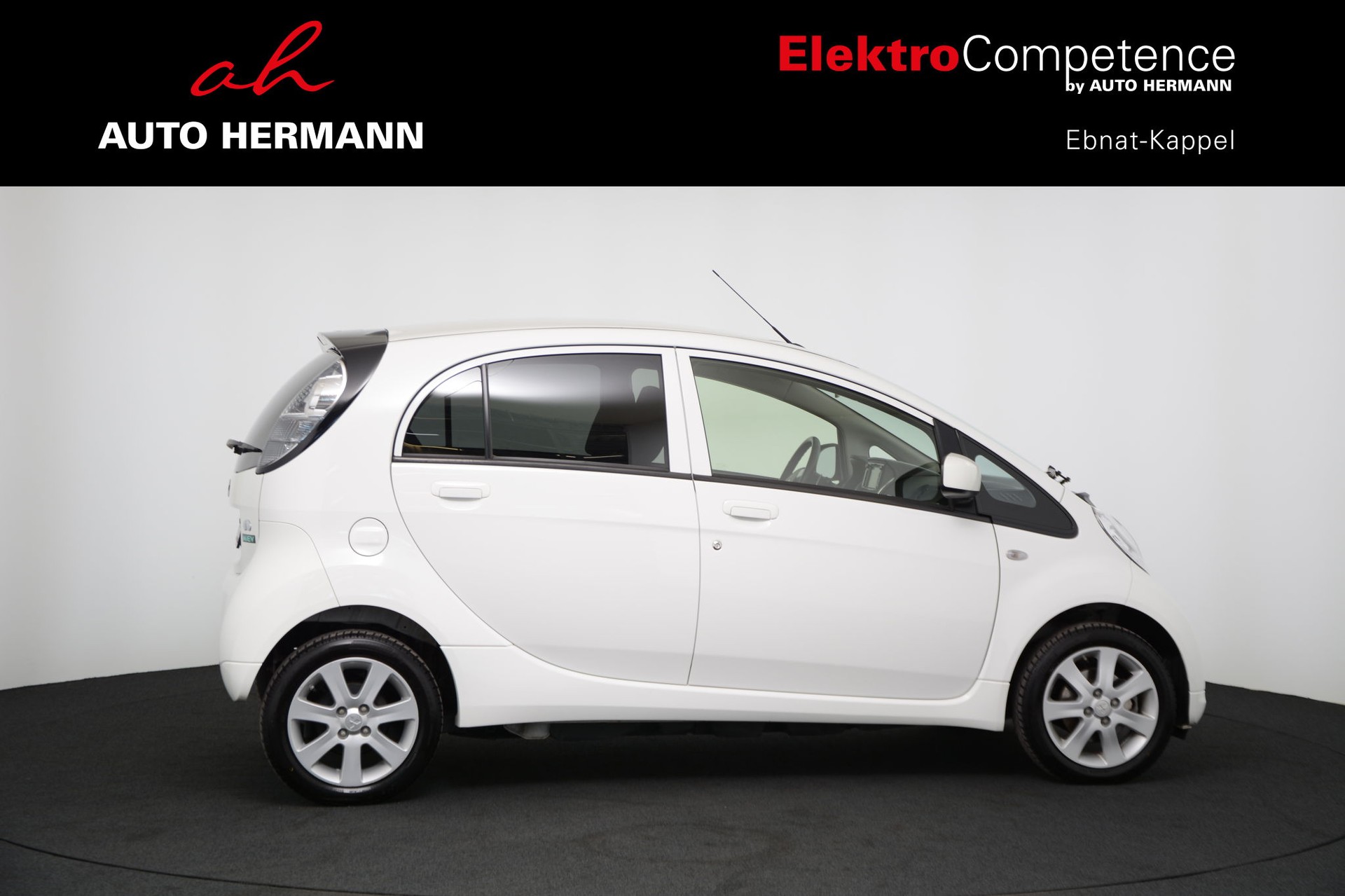MITSUBISHI i MiEV Style-image-7
