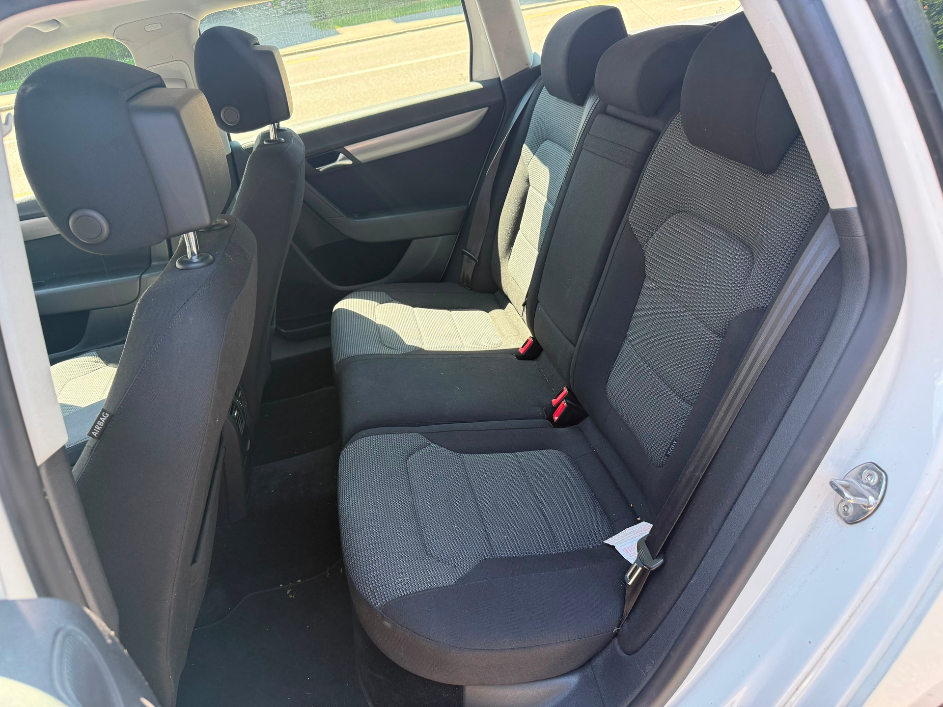 VW Passat Variant 1.4 EcoFuel Comfortline DSG-image-5