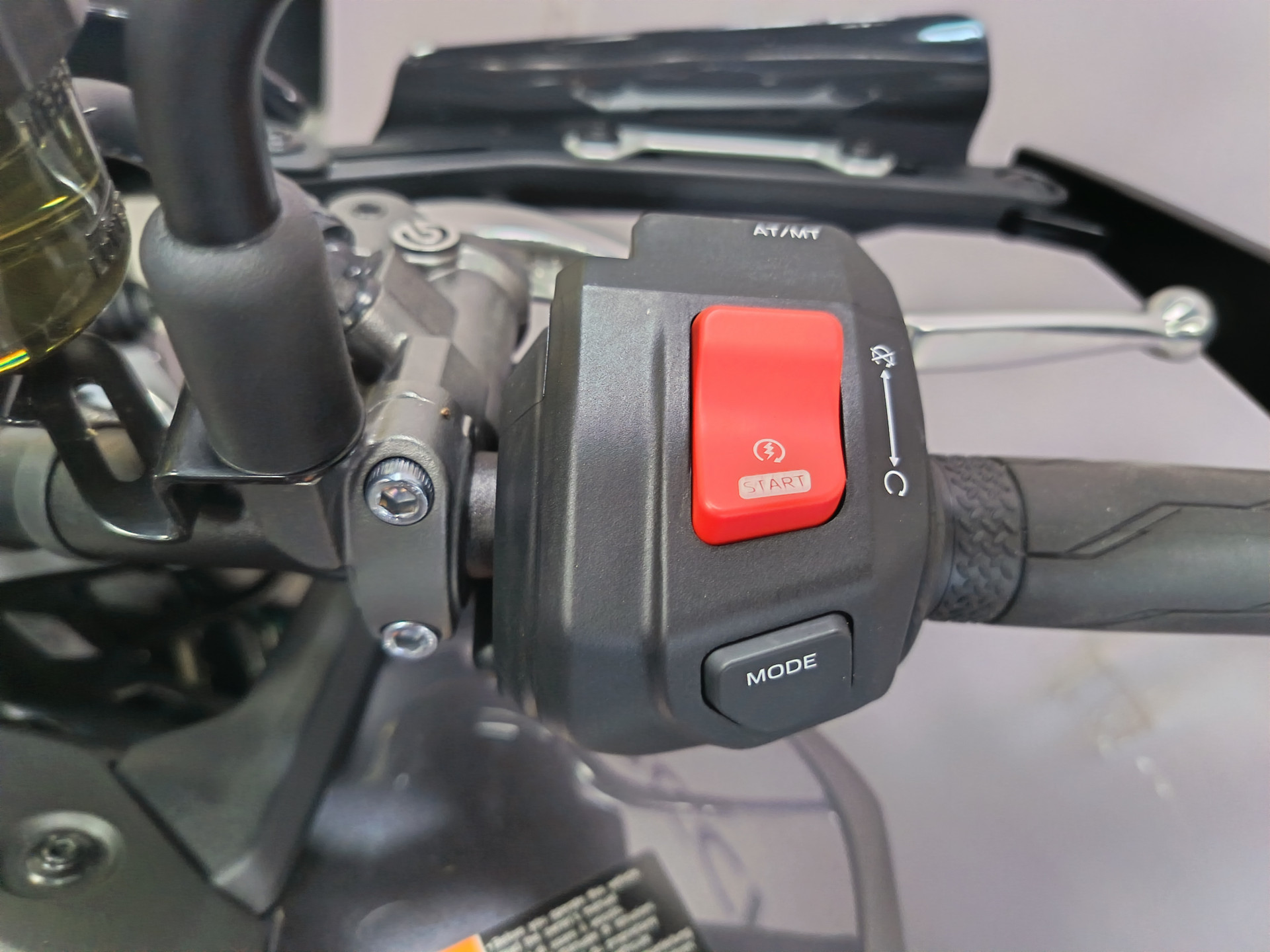 YAMAHA MT-09 Y-AMT-image-7