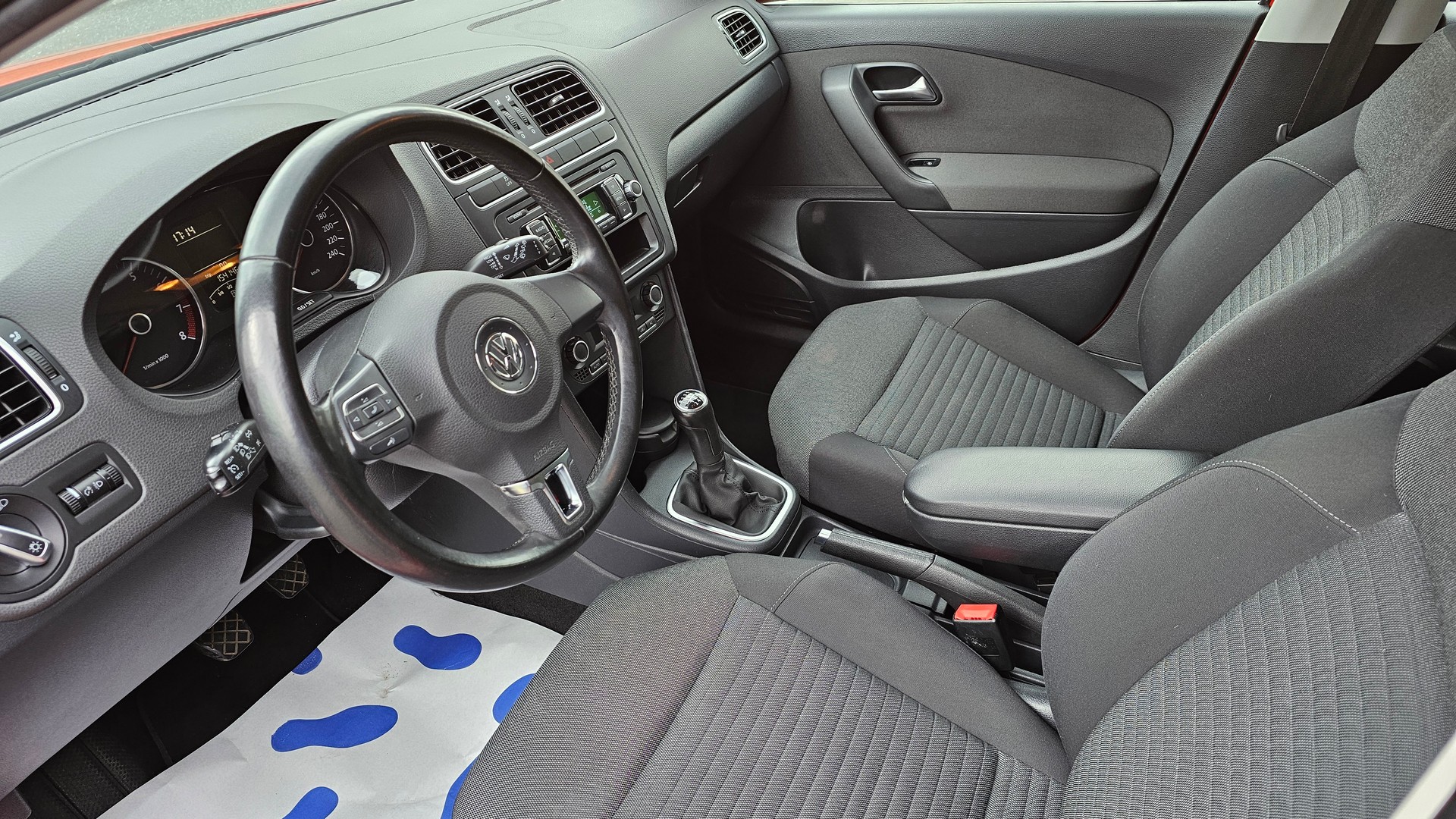 VW Polo 1.2 TSI Team-image-9