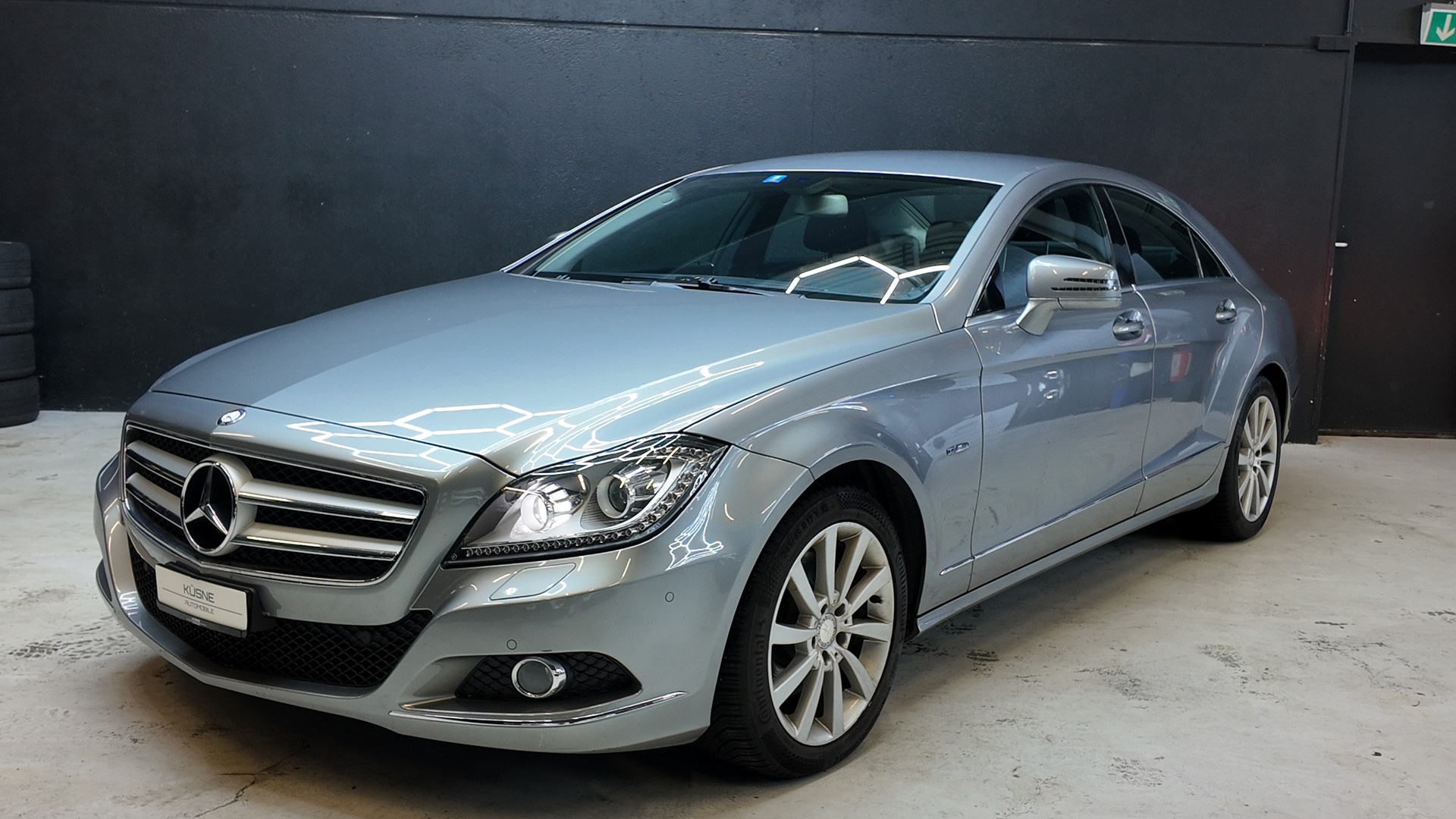 MERCEDES-BENZ CLS 350 CDI 4Matic 7G-Tronic-showroom-element-1