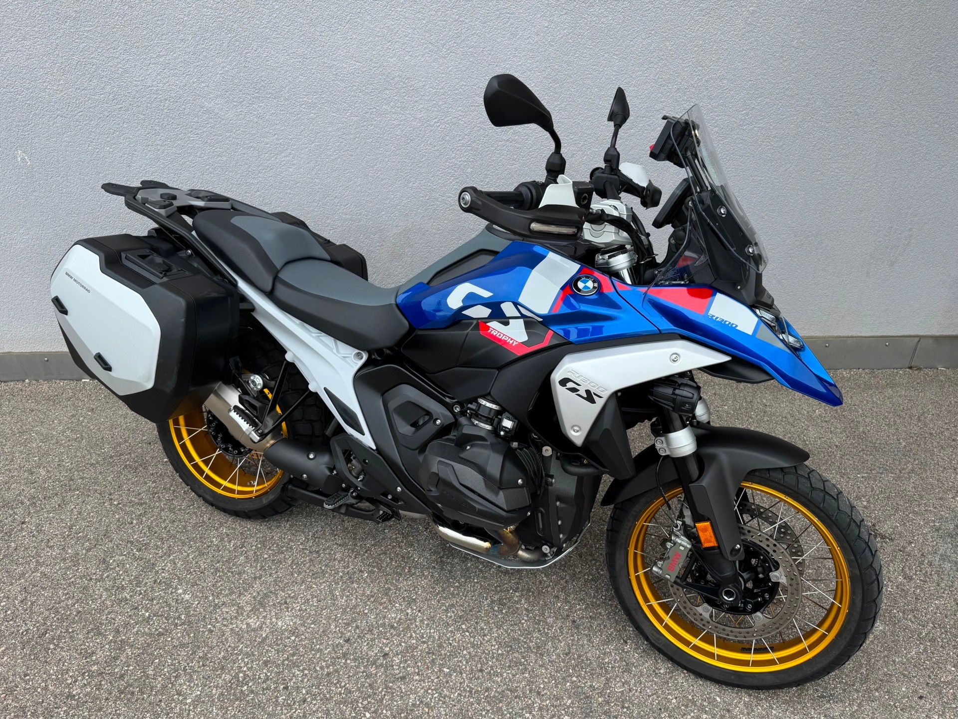 BMW R 1300 GS Trophy-image-2