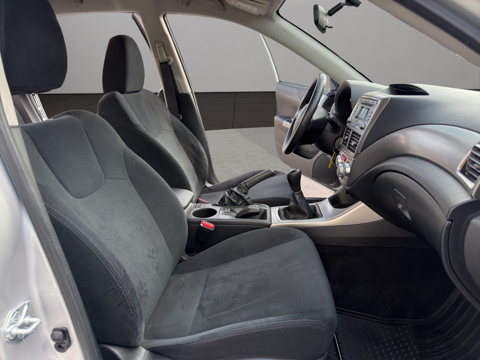 SUBARU Impreza 1.5R Swiss-image-16